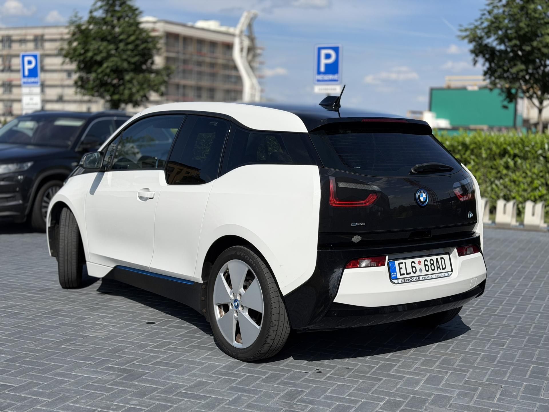 BMW i3, 60ah 125 kW - fotka 4