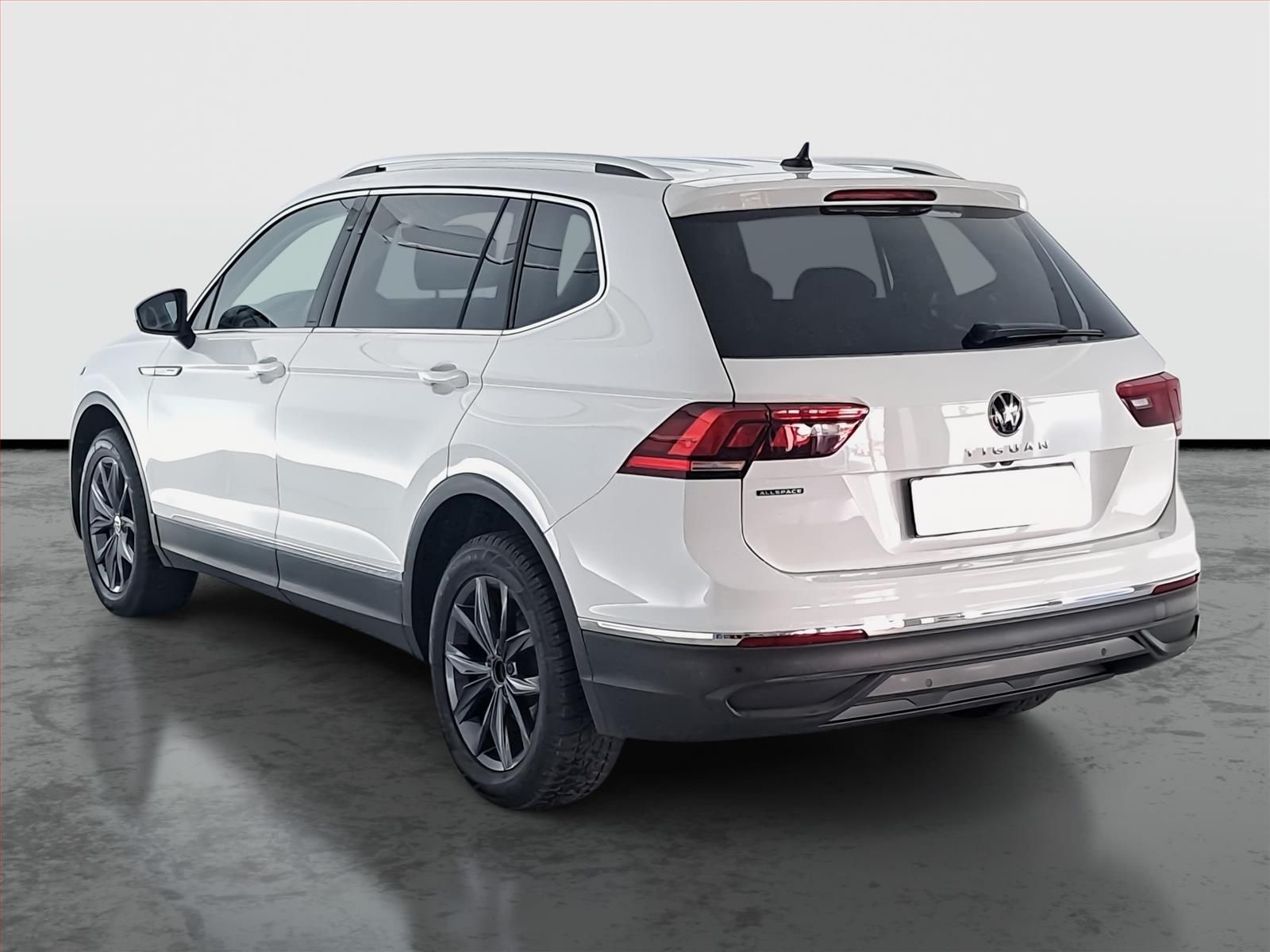 Volkswagen Tiguan Allspace, 1.5 TSI, Life, ČR,1.maj - fotka 4