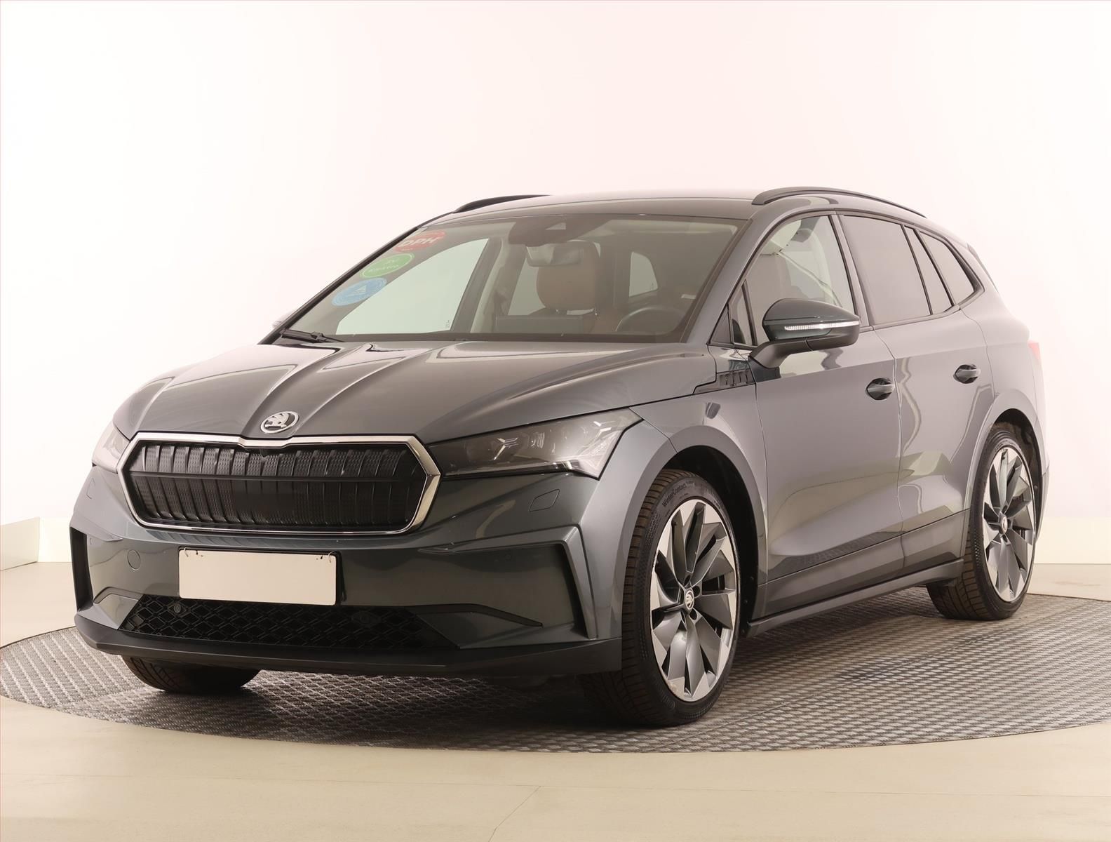 Škoda Enyaq iV, 60 (62 kWh), SoH 91%, Automat - fotka 2