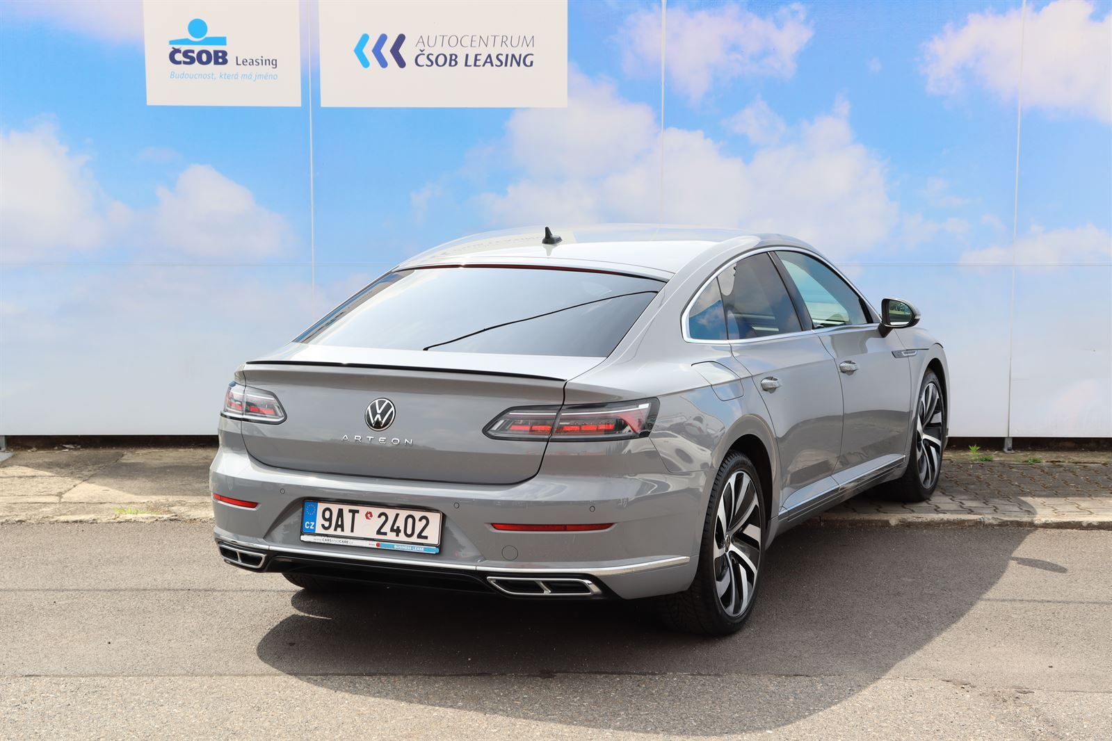 Volkswagen Arteon, 2.0 TDI DSG R-line - fotka 2