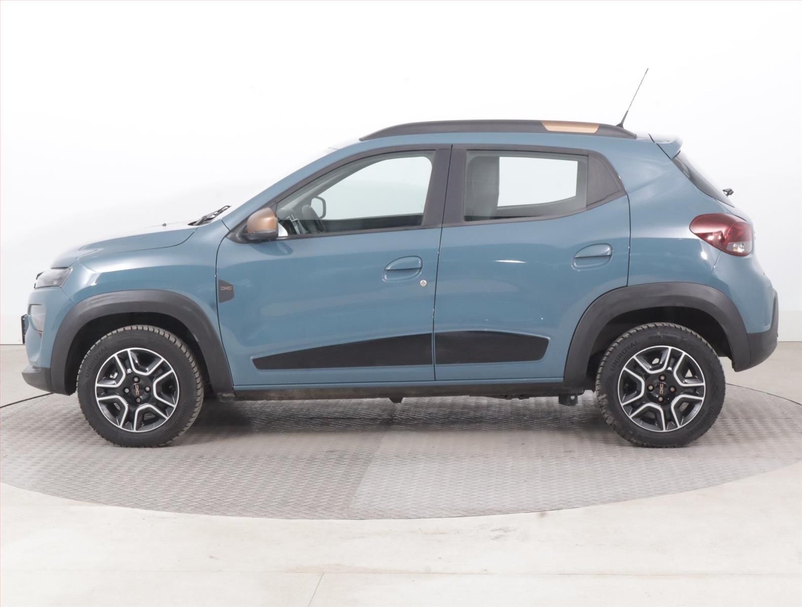 Dacia Spring, Electric 65 (27 kWh), SoH 94% - fotka 3