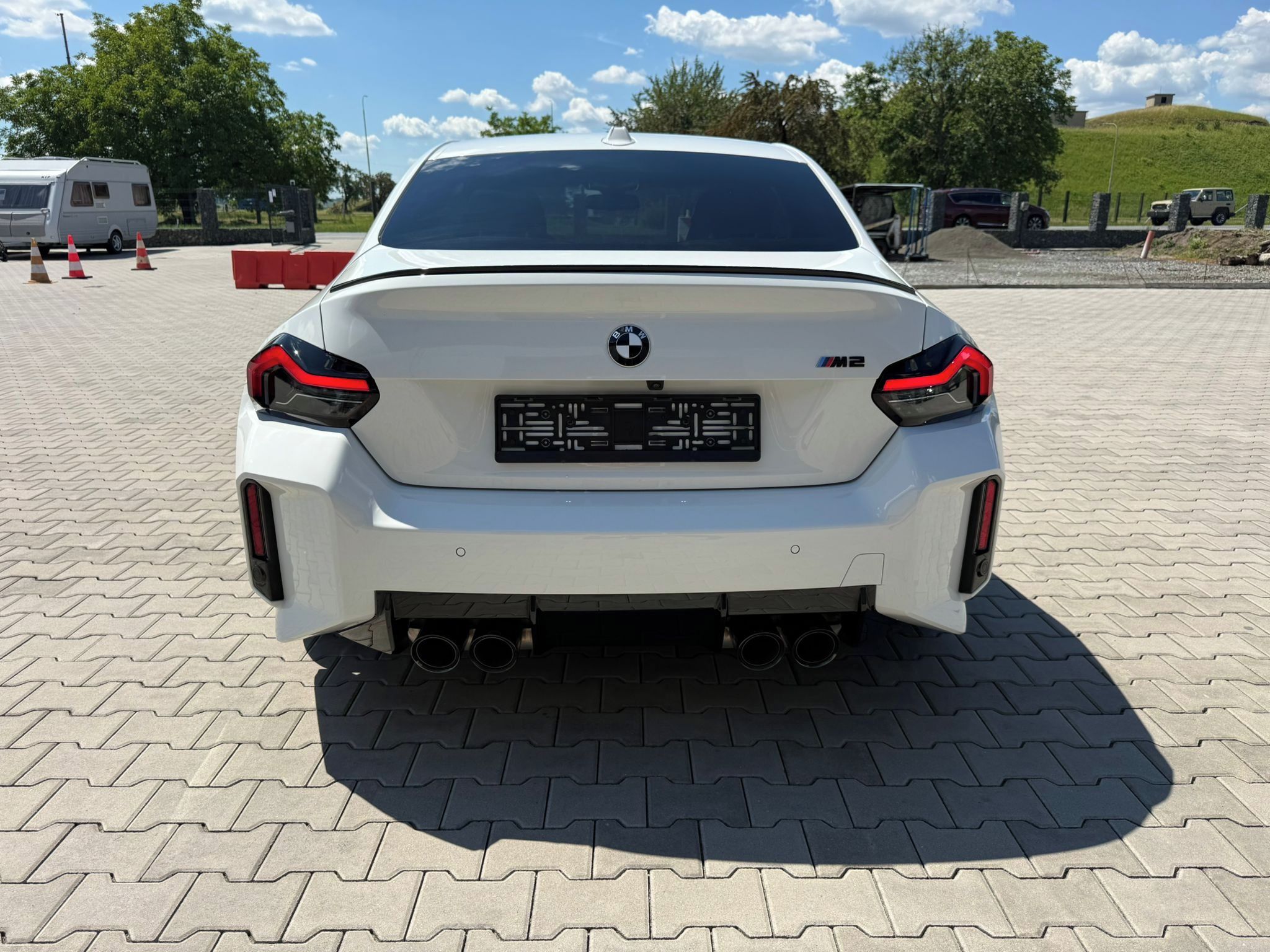 BMW M2, záruka10/2027 1.maj. nebourané - fotka 4