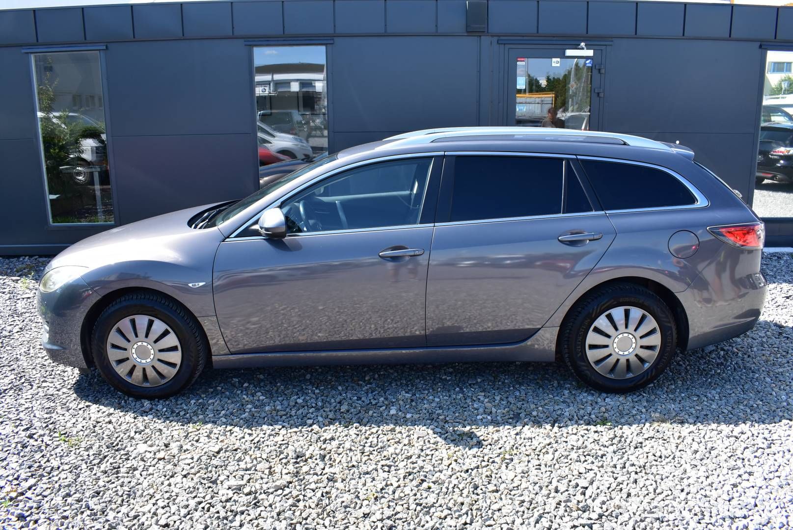 Mazda 6, 2,0 16V EXLUSIVE,1.M,SERVIS! - fotka 2