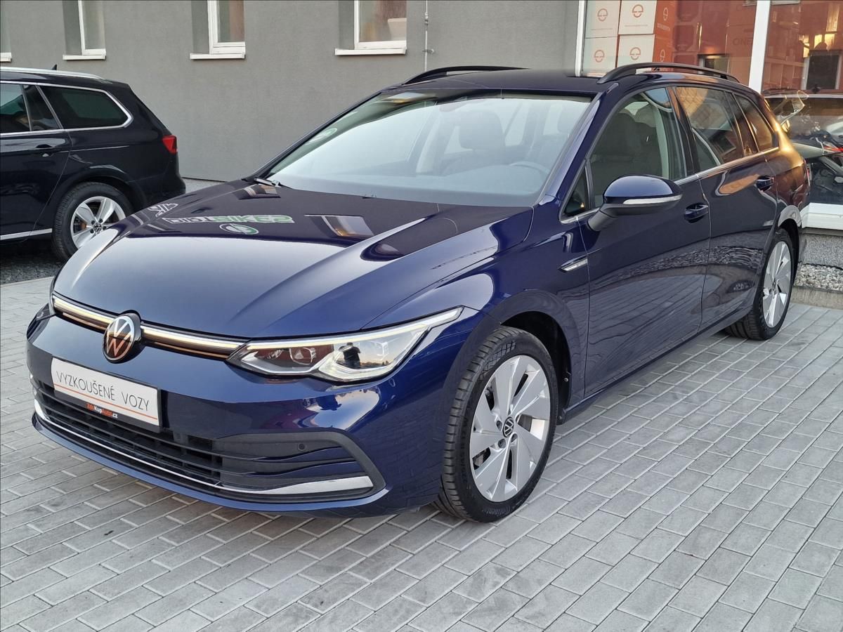 Volkswagen Golf, 1.5 TSI DSG Style, ČR, 1.Maj. - fotka 5
