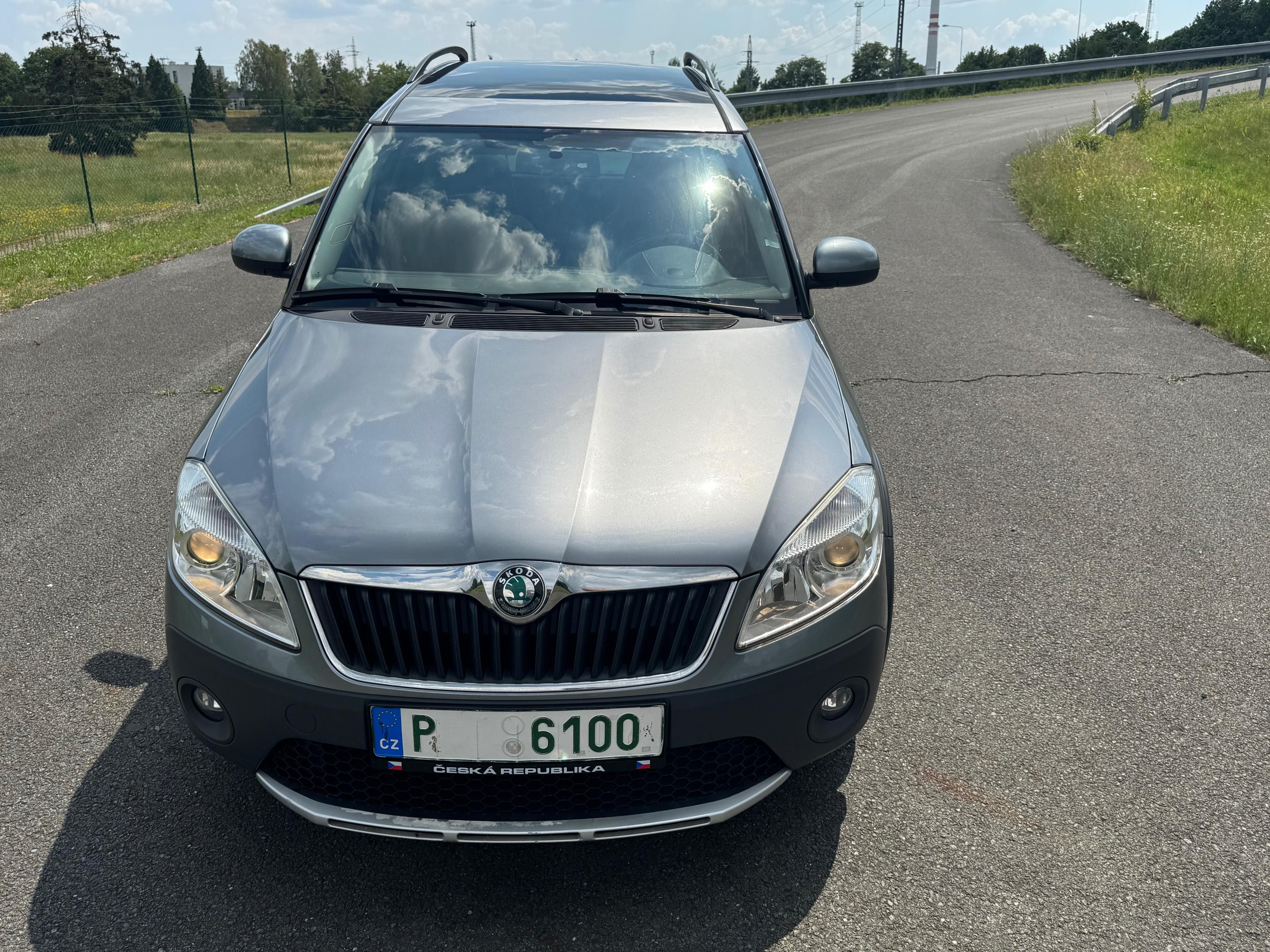 Škoda Roomster, SCOUT 1.6TDI - fotka 6