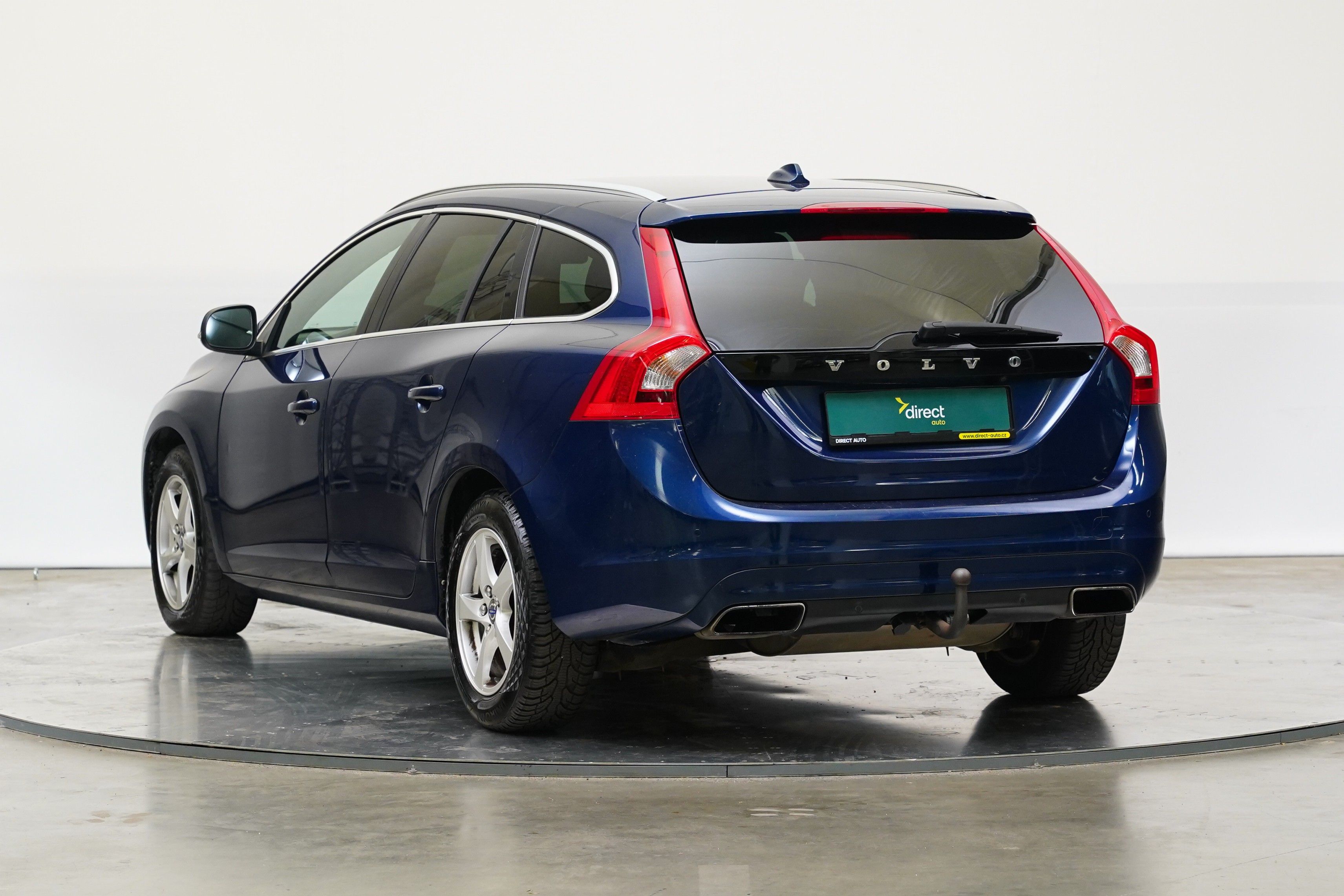 Volvo V60, 1.5 T3 112 kW Ocean Race - fotka 4