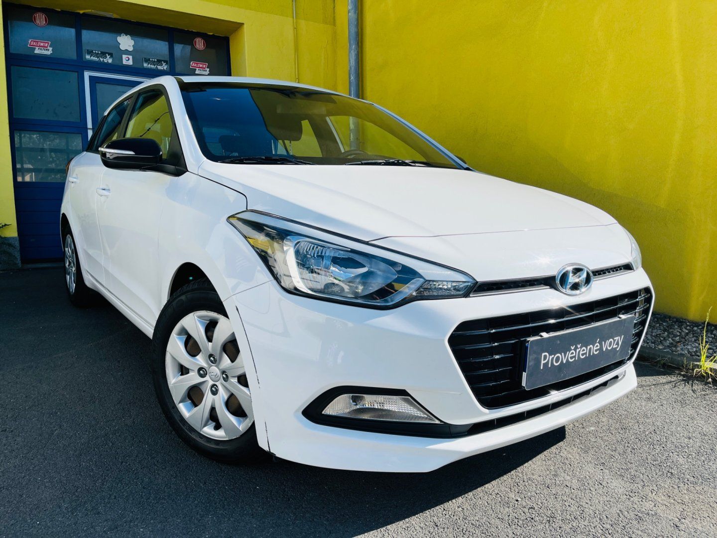 Hyundai i20, 1.2 i BENZÍN VYHŘEV SEDADEL GO