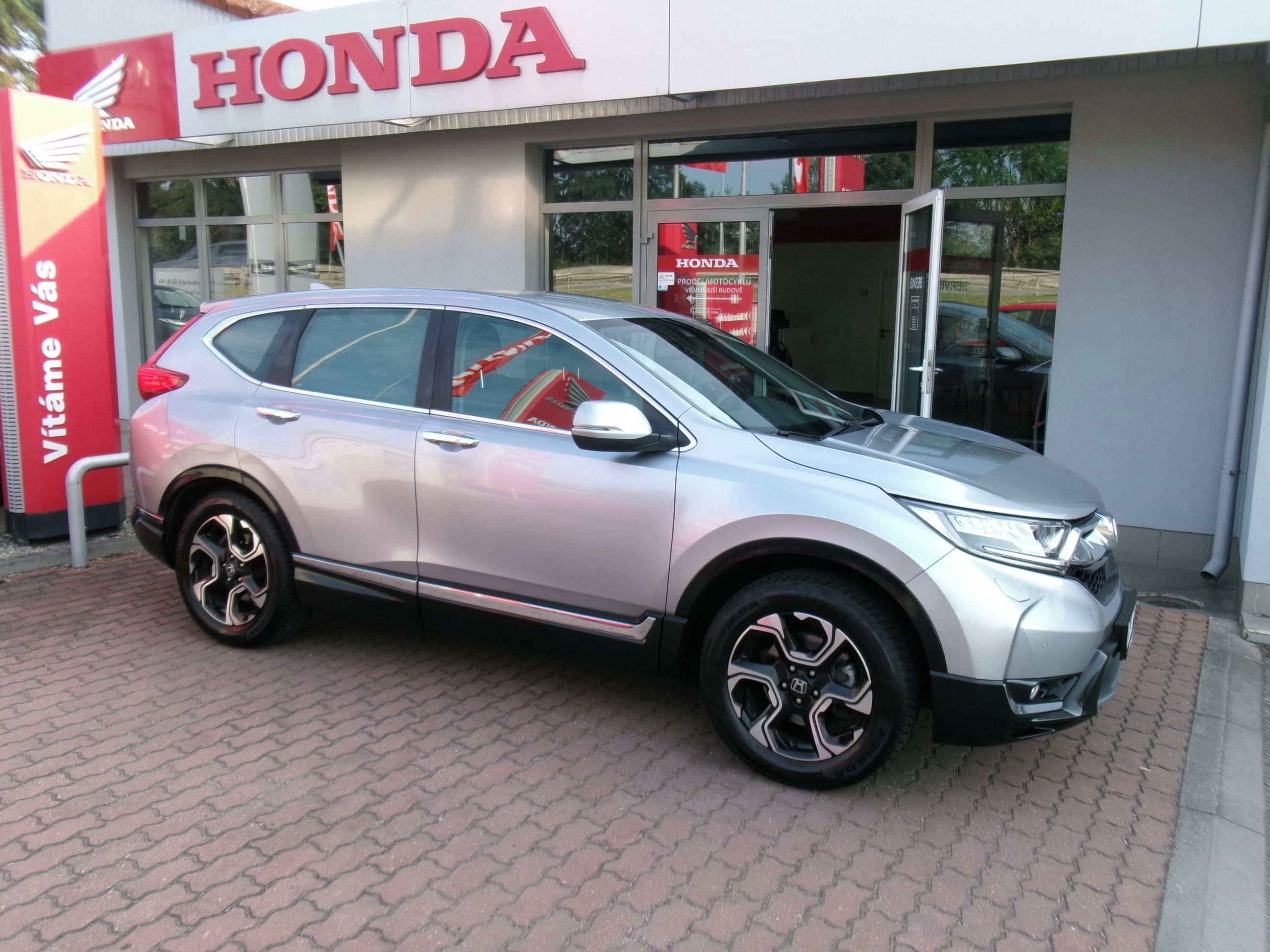 Honda CR-V, 172PS MT ELEGANCE PLUS, ČR - fotka 4