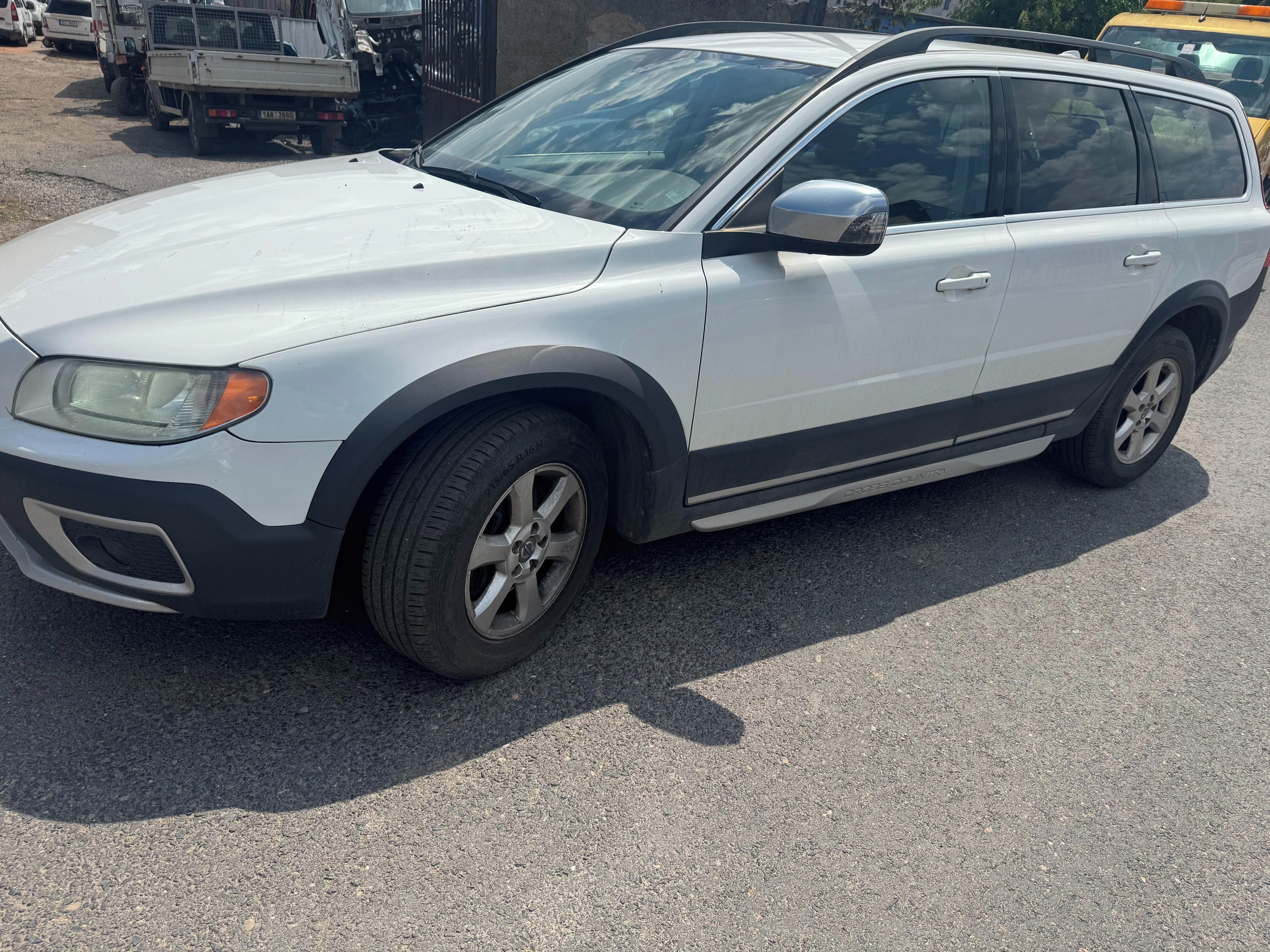 Volvo XC70 - fotka 3