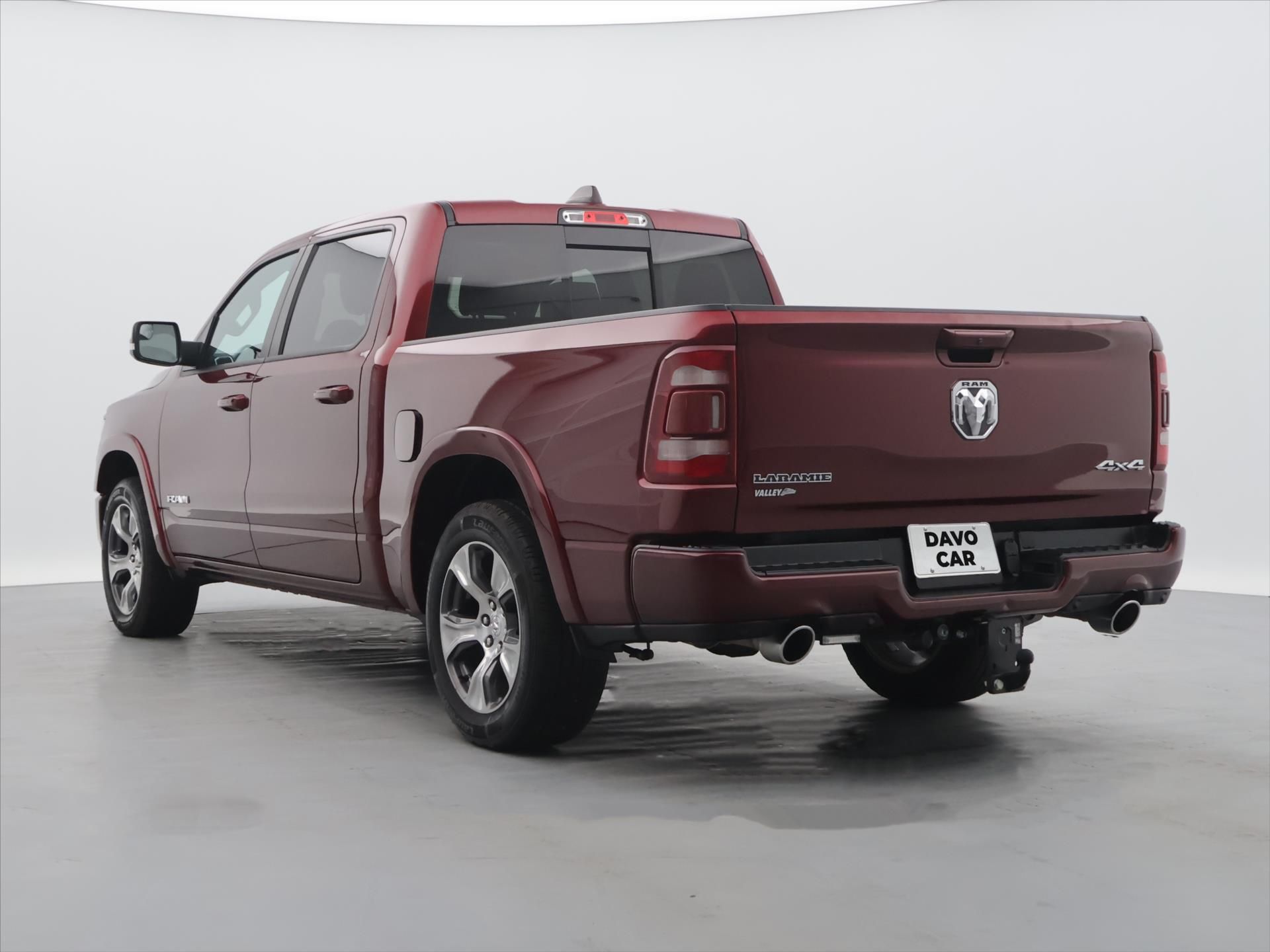 Dodge Ram, 5,7 1500 295kW Laramie 4x4 - fotka 5