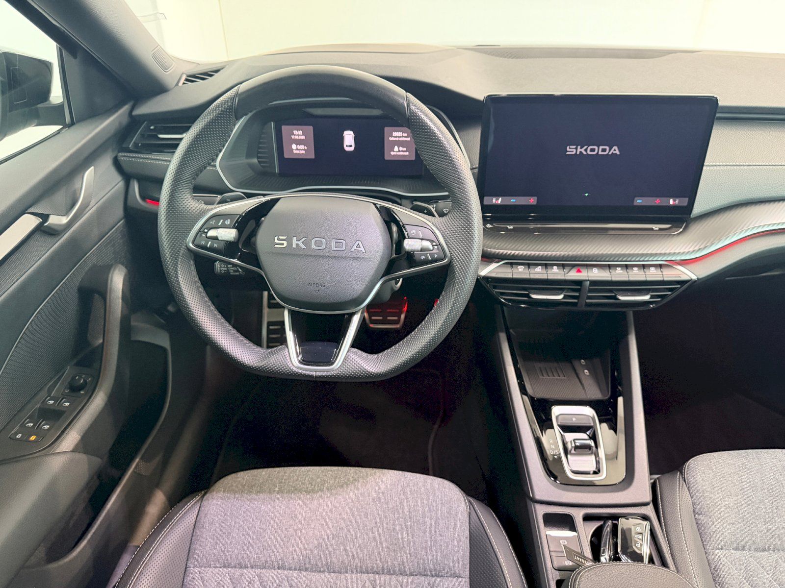 Škoda Octavia, 2,0 TDI 110 kW A7F Sportline - fotka 5