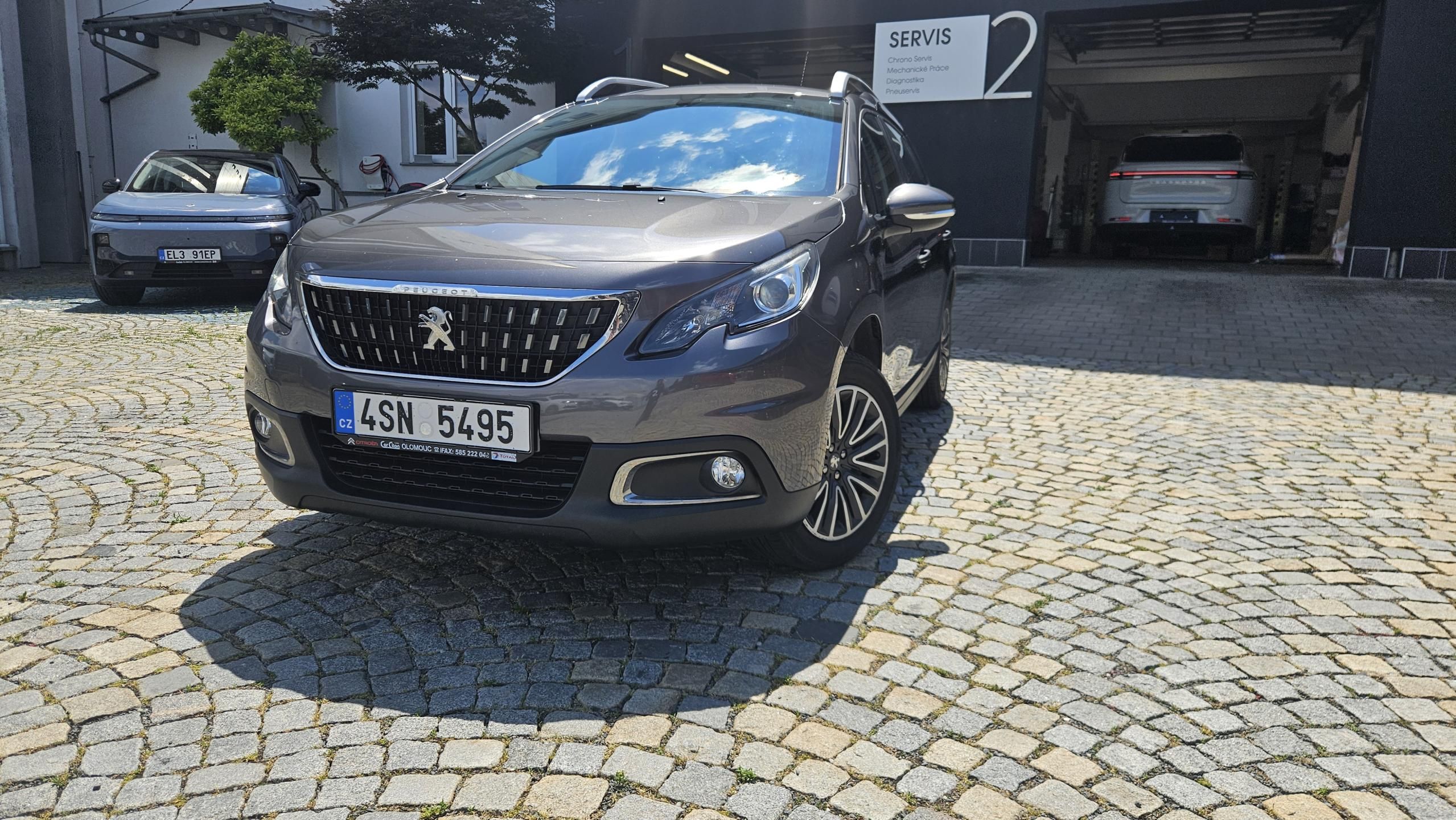 Peugeot 2008 - fotka 2