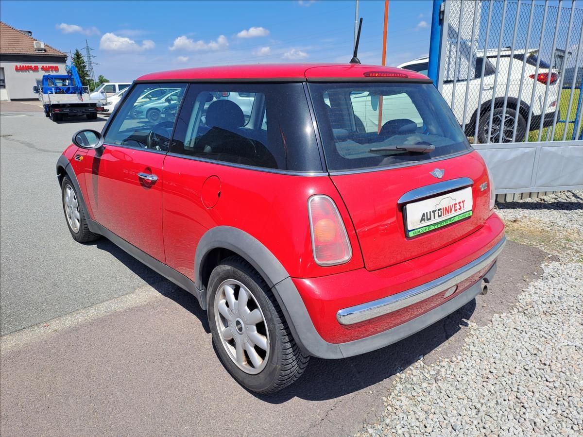 Mini One, 1,6 i - fotka 4