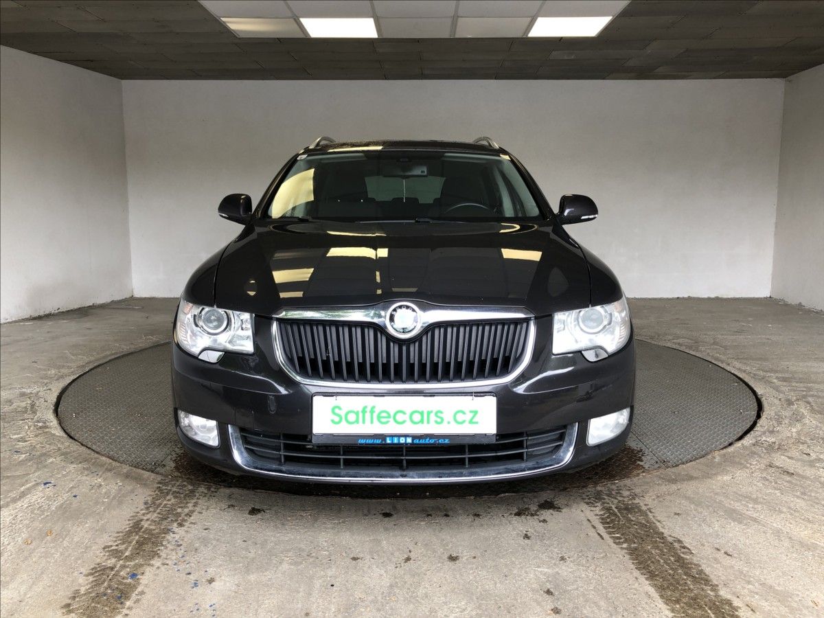 Škoda Superb, 2,0 TDI - fotka 2