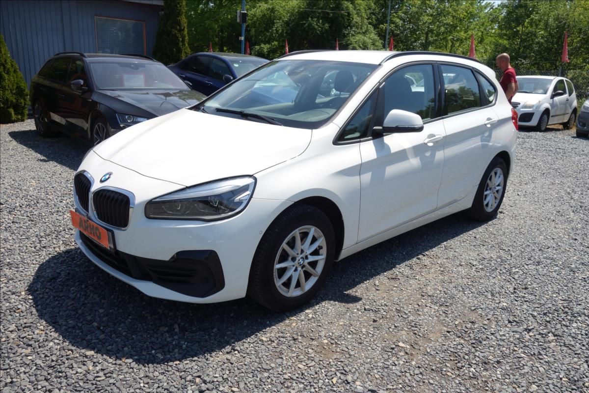 BMW Řada 2, 218d, ČR, 1 MAJ., SERV.KN. - fotka 2