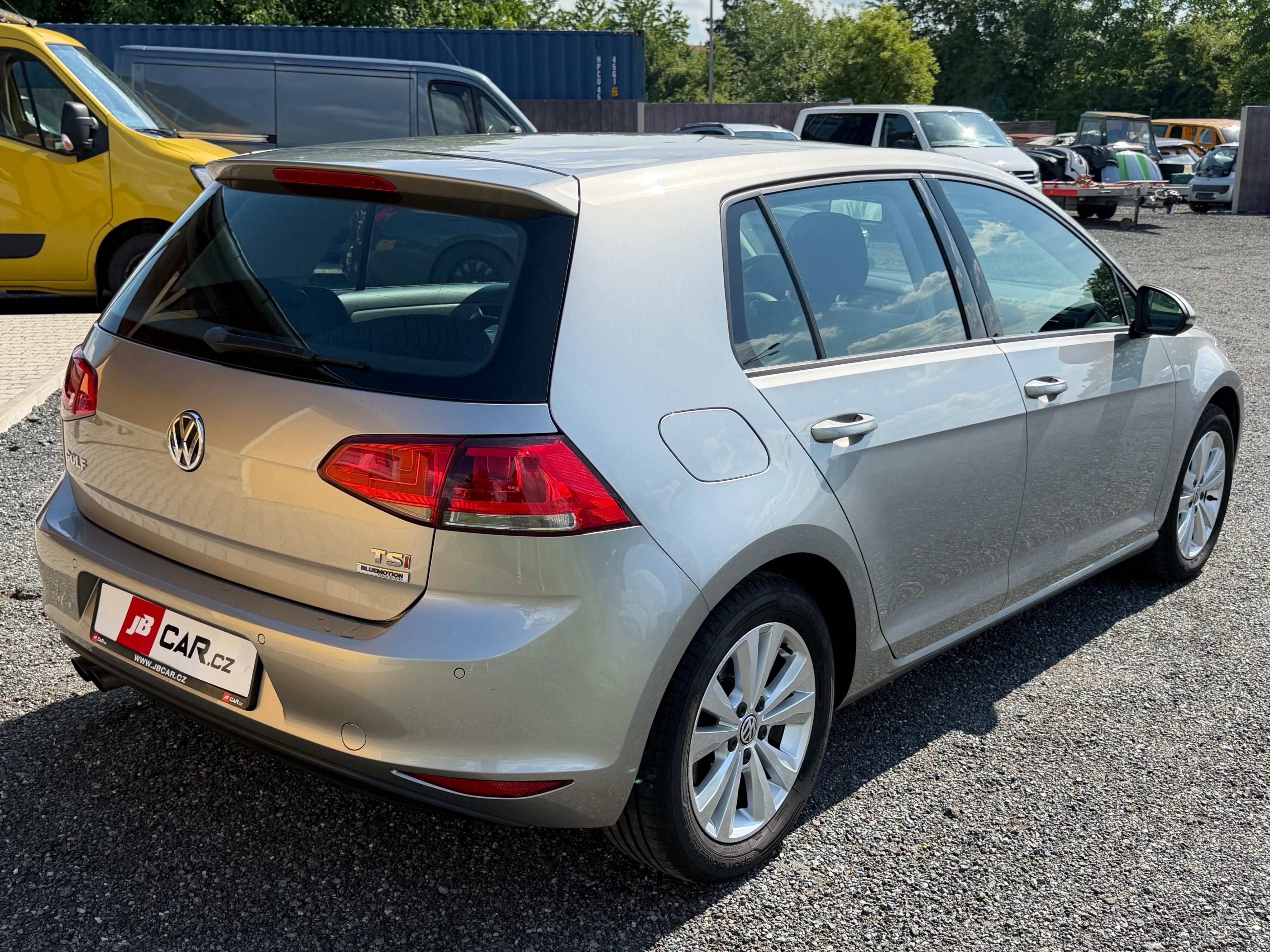 Volkswagen Golf, 1.4 TSI 90KW COMFORTLINE 1.MAJ - fotka 2