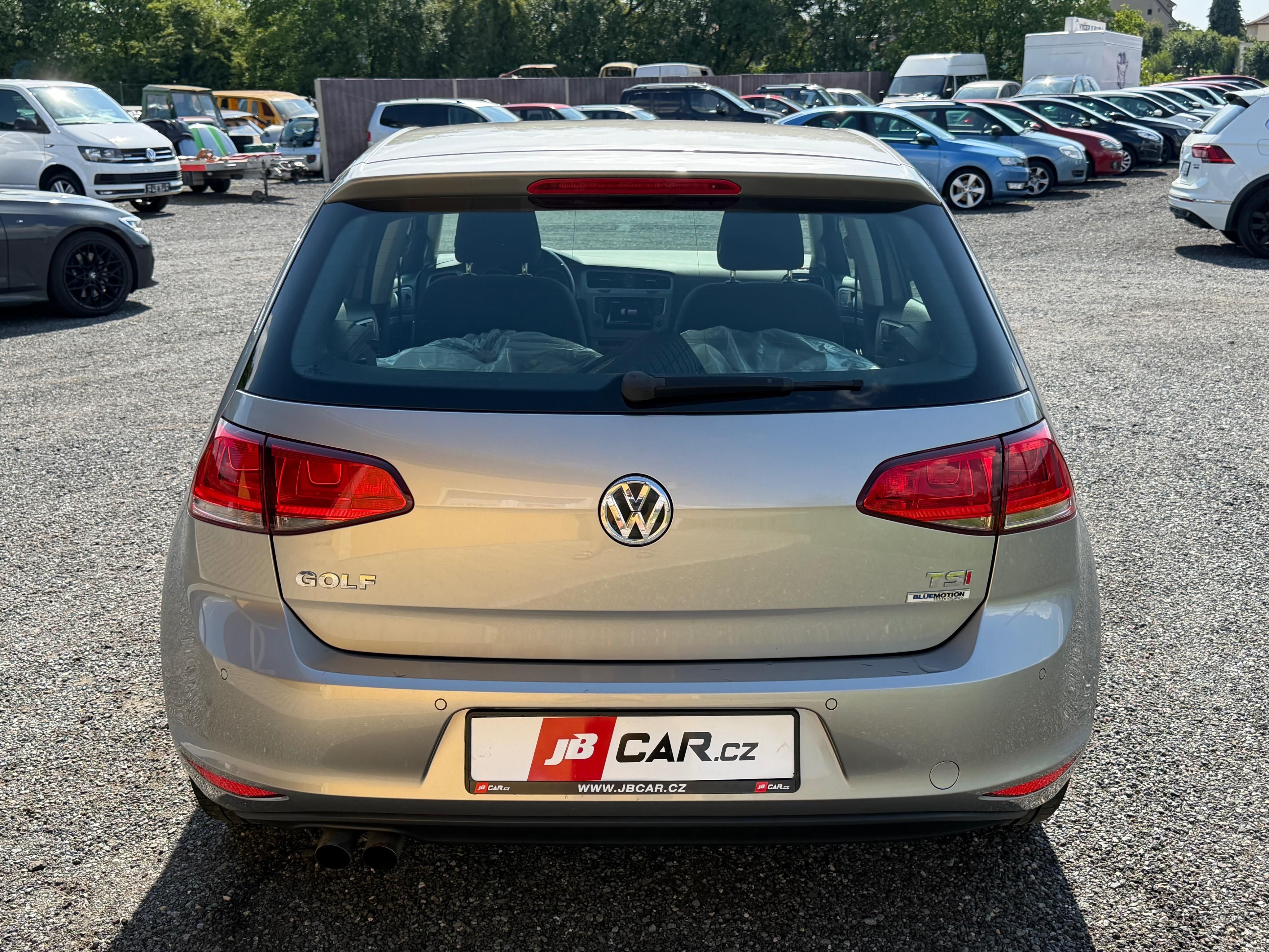 Volkswagen Golf, 1.4 TSI 90KW COMFORTLINE 1.MAJ - fotka 3