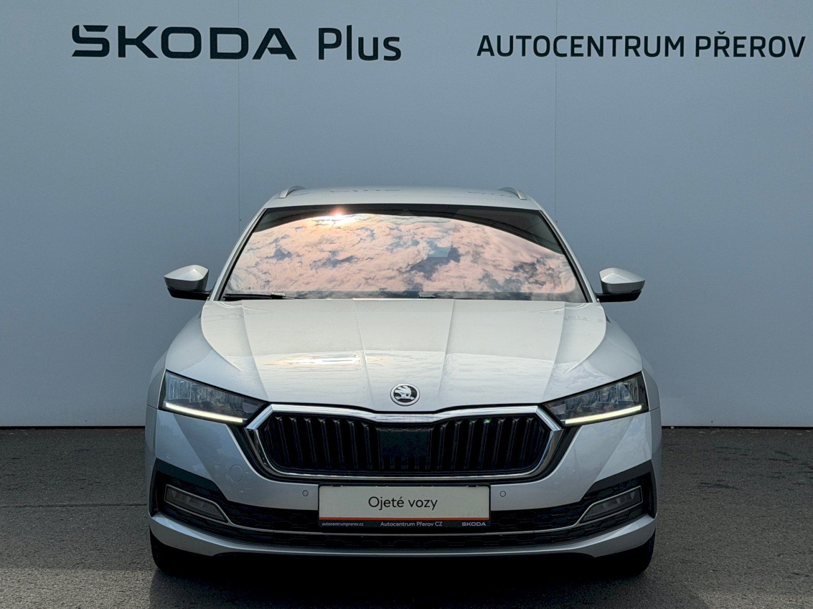 Škoda Octavia, Combi 2.0 TDI 85kW Style - fotka 4