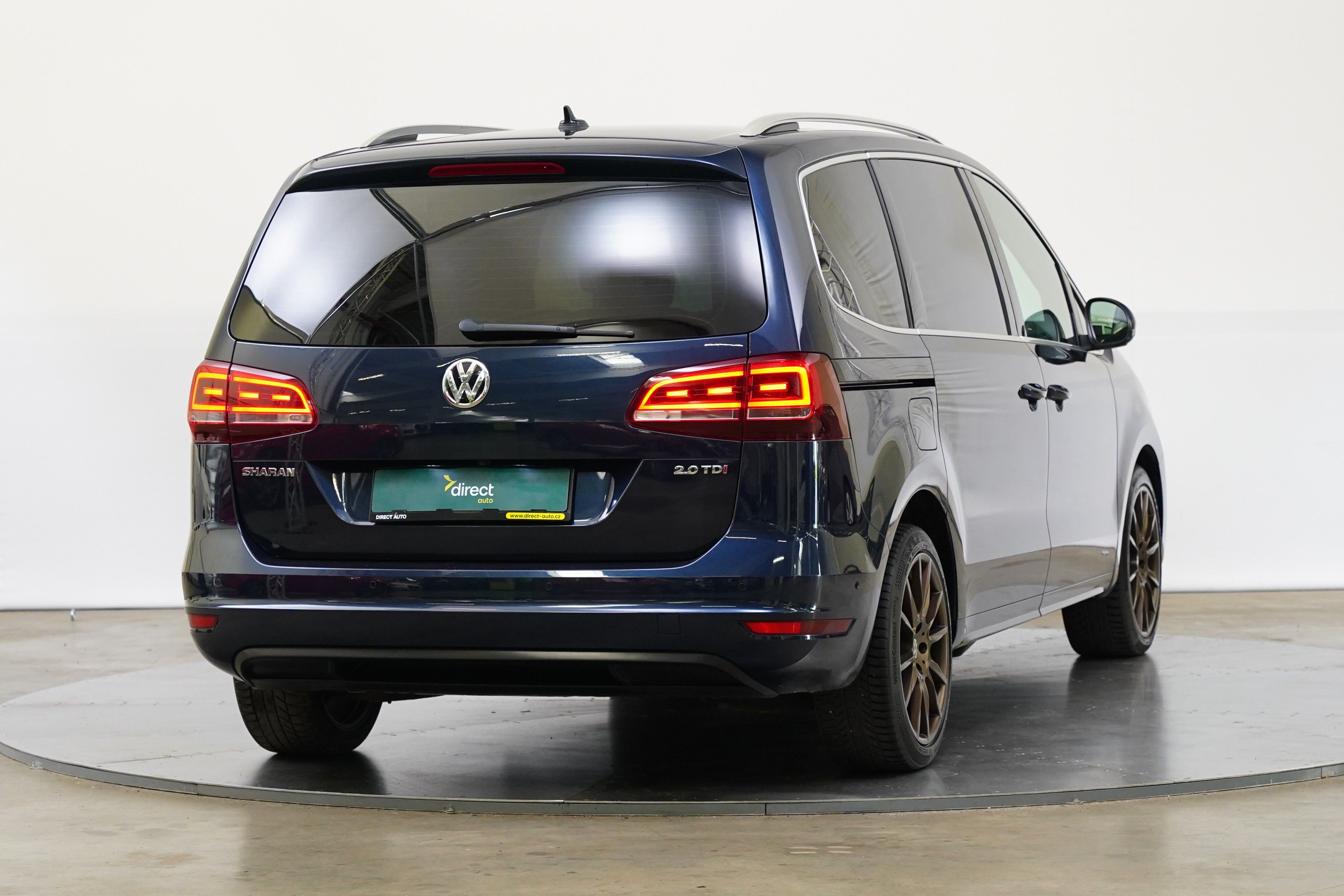 Volkswagen Sharan, 2.0 TDI 135 kW Highline - fotka 3
