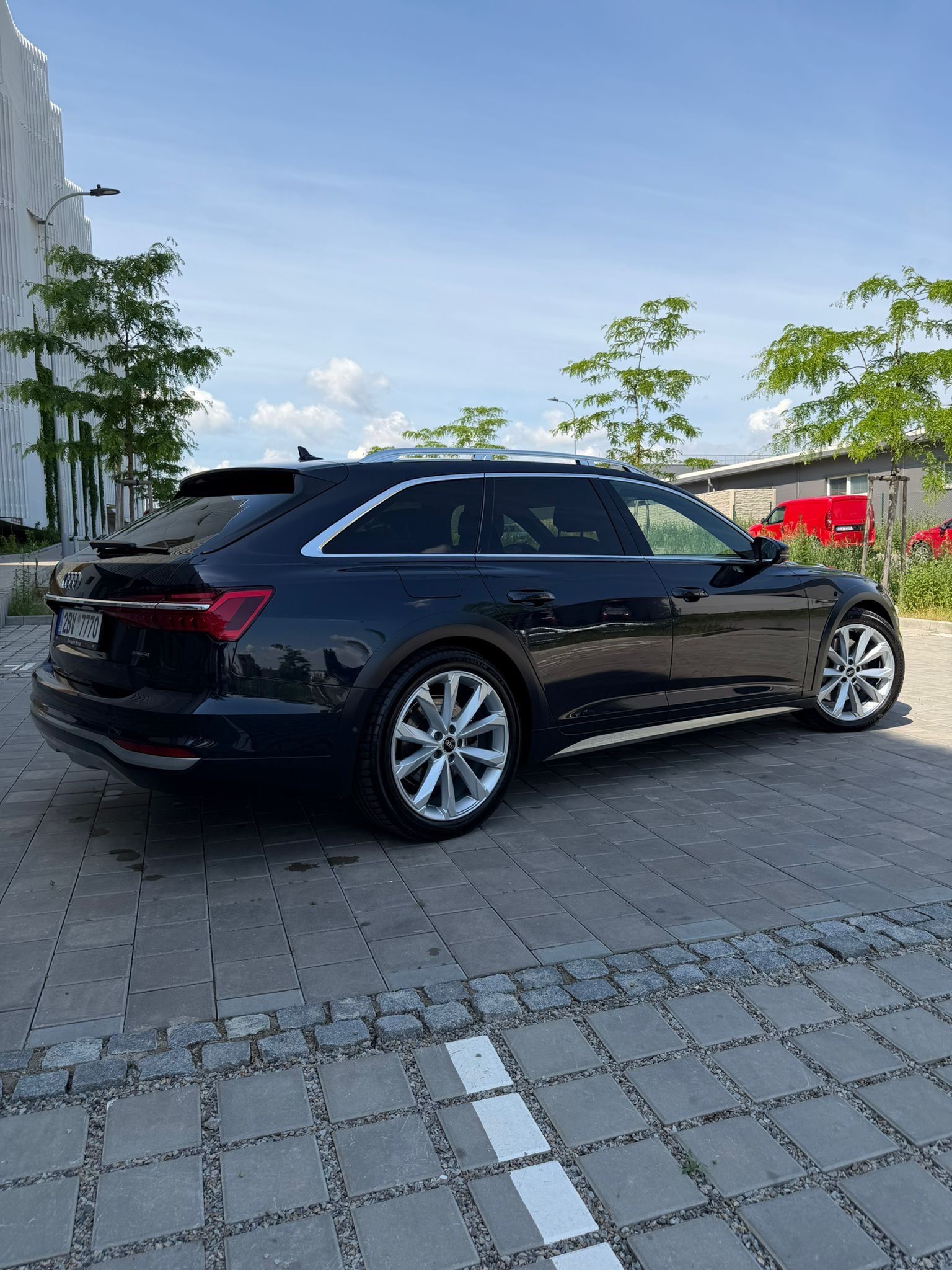 Audi A6 allroad, 3.0 B-TDI 253KW, ČR, DPH, B&O - fotka 3