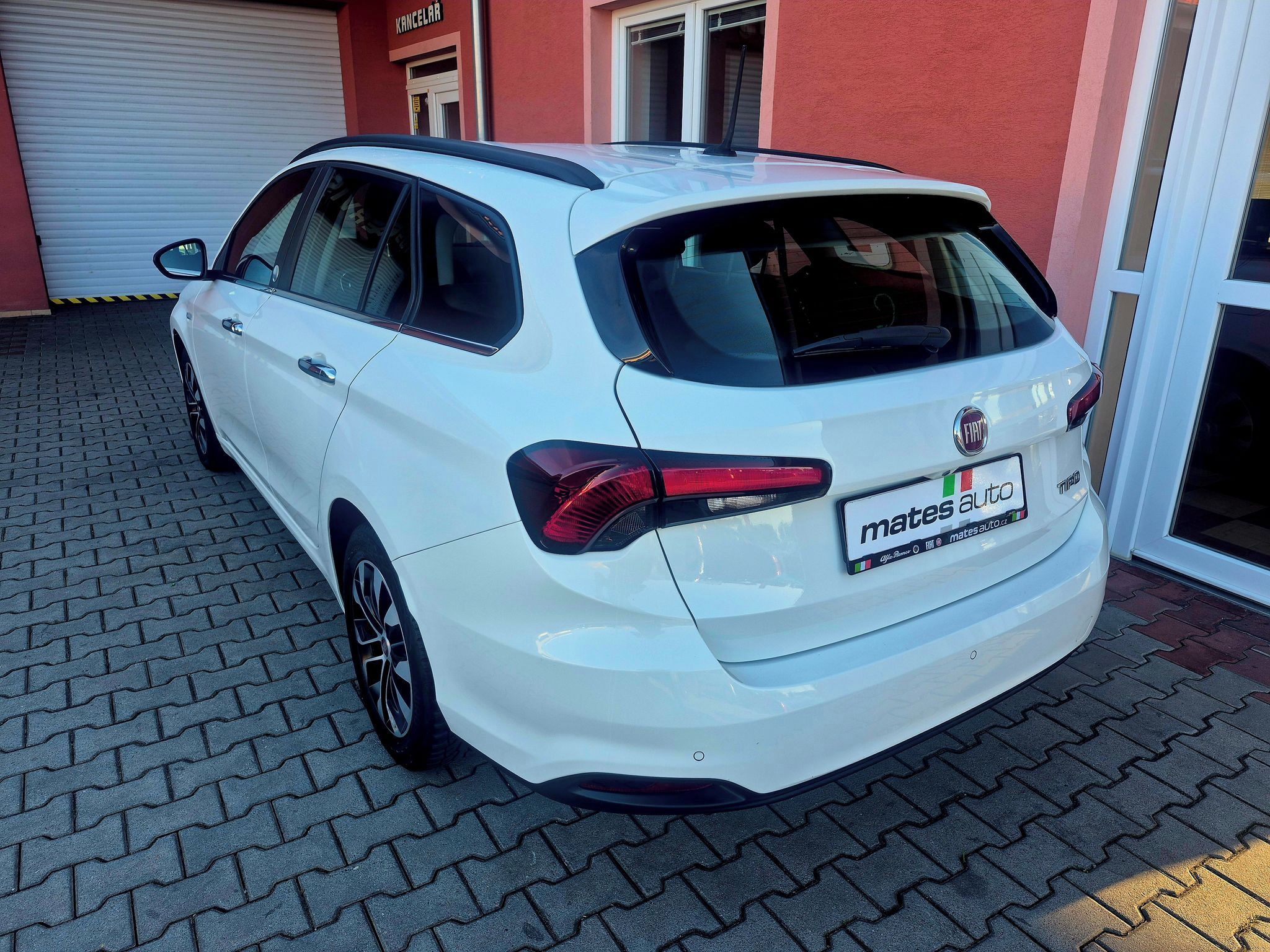 Fiat Tipo, 1.4 Mirror 70kw - fotka 3