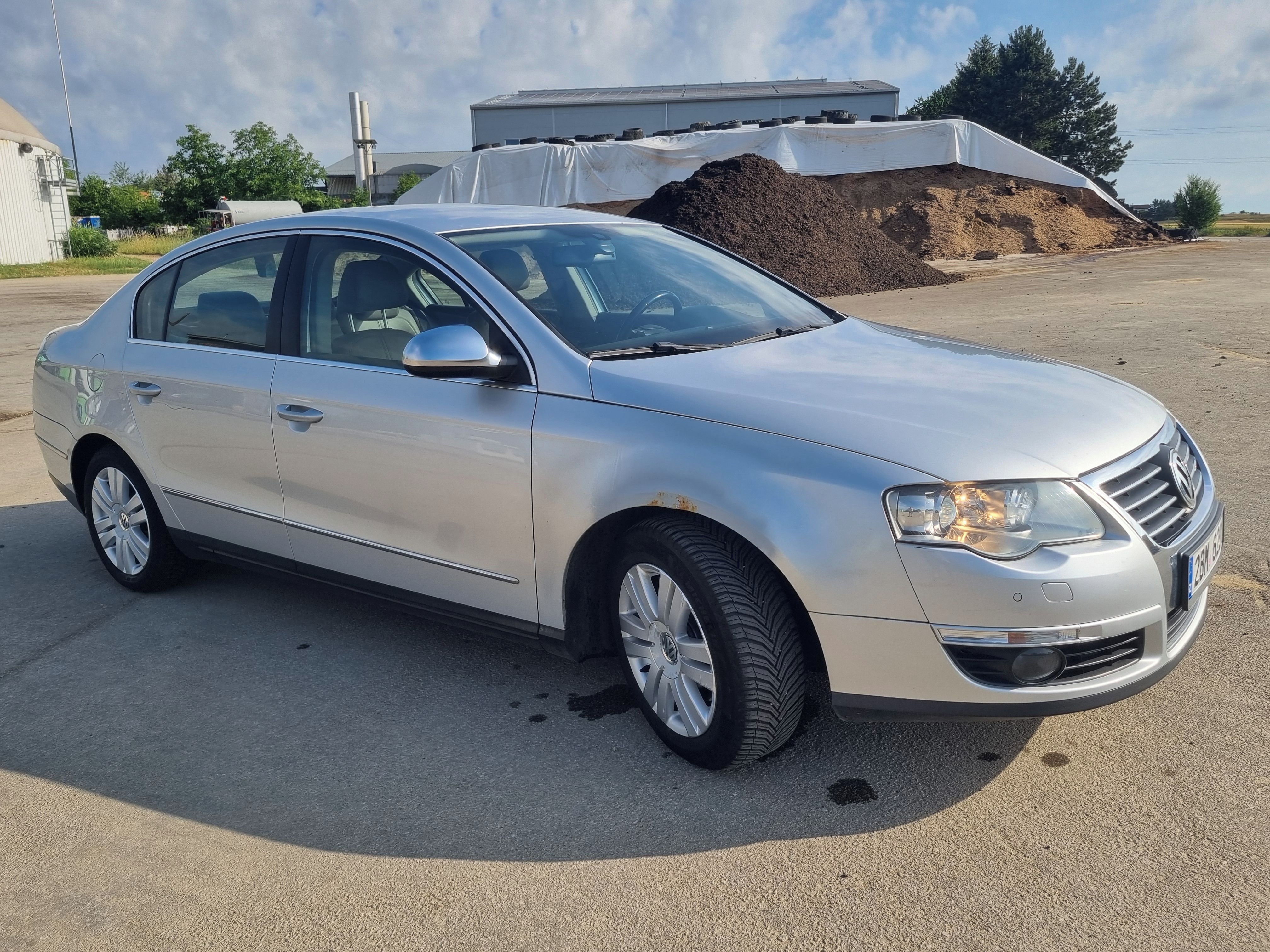 Volkswagen Passat, Passat 2.0 TDI 125kw - fotka 5