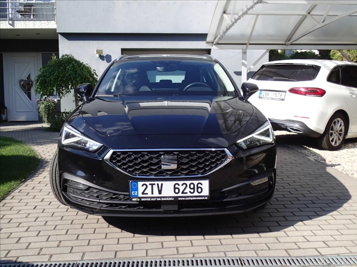 Seat Leon, 1,5 eTSI,Execelent,DSG,Tažné - fotka 2