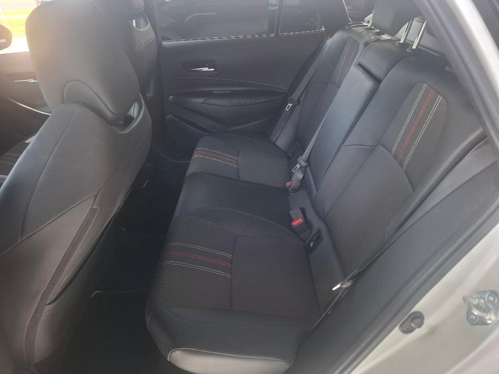 Toyota Corolla, 1.8HEV 72 KW GR Sport 2021 - fotka 6