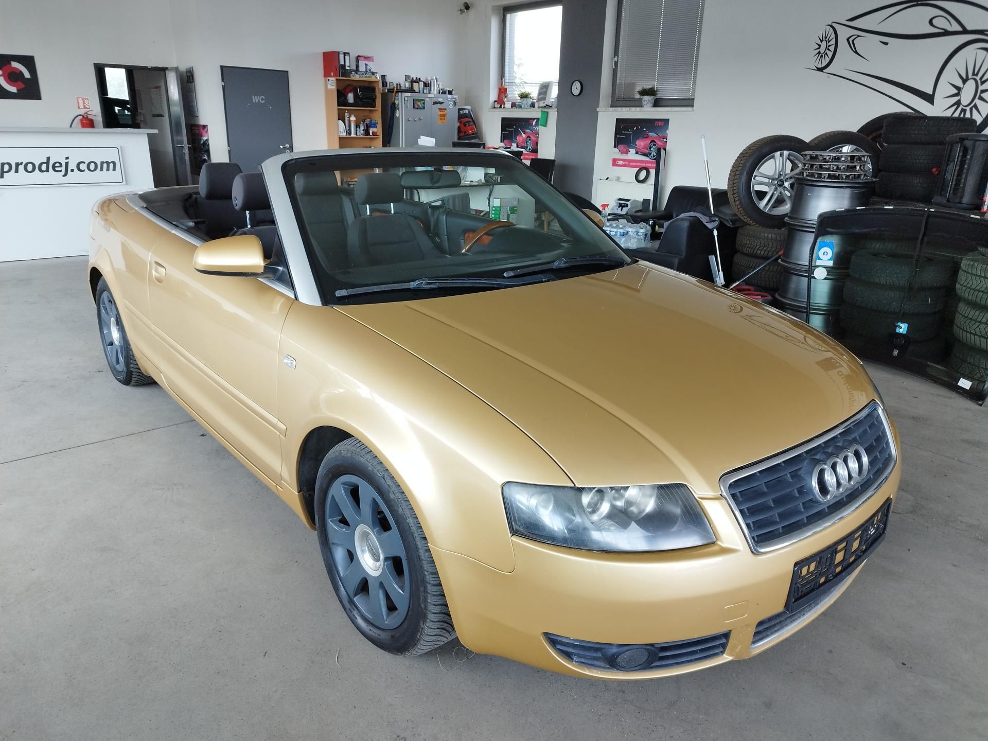 Audi A4, 2,5TDI,120KW,MANUÁL,ALU