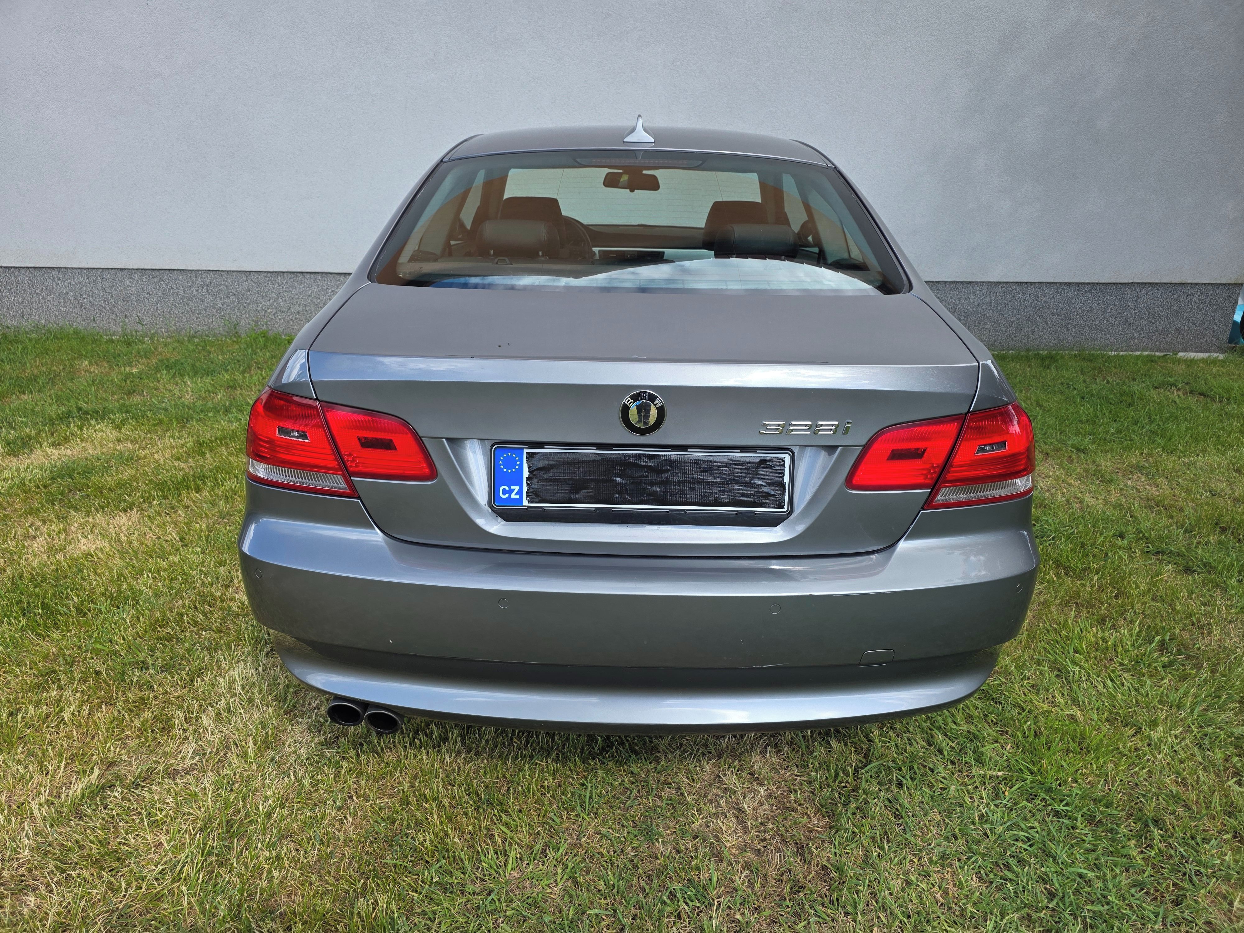 BMW Řada 3, BMW 328i COUPE MANUAL xDRIVE - fotka 5