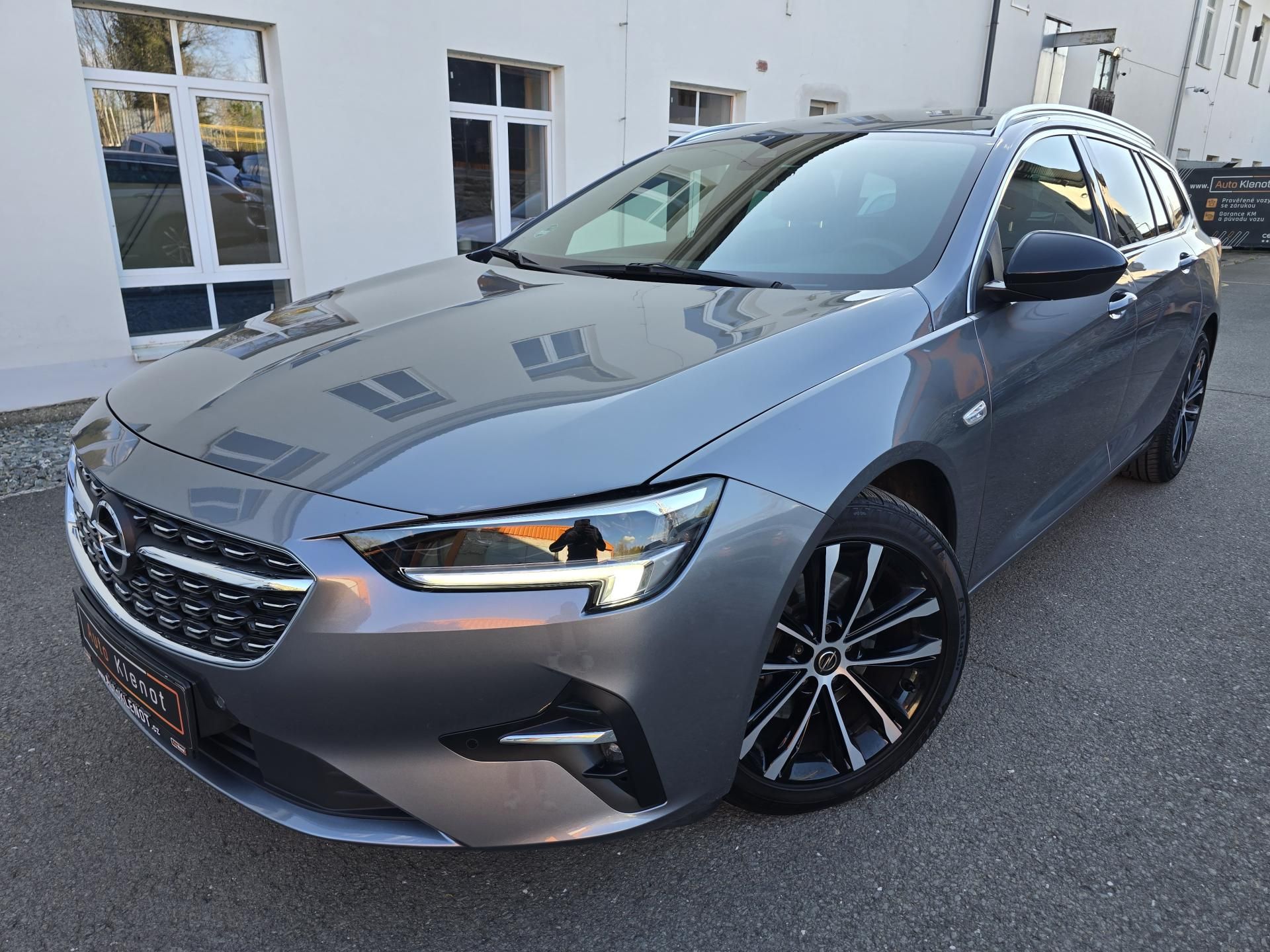 Opel Insignia, 2,0D 128kW 4x4 AUT Ultimate ST