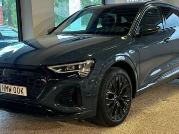 55 Sportback Q 360 Matrix Pano