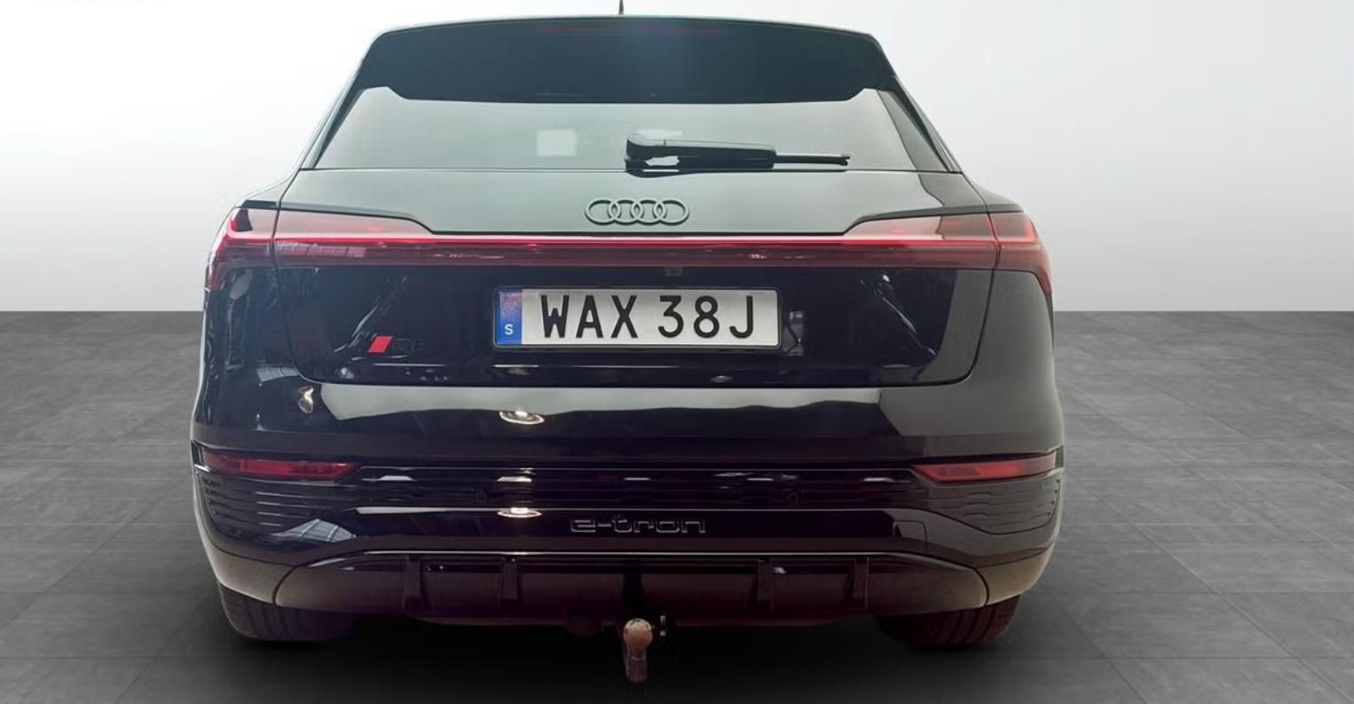 Audi Q8 e-tron, 55 Q S-Line Kamera Tažné LED - fotka 5