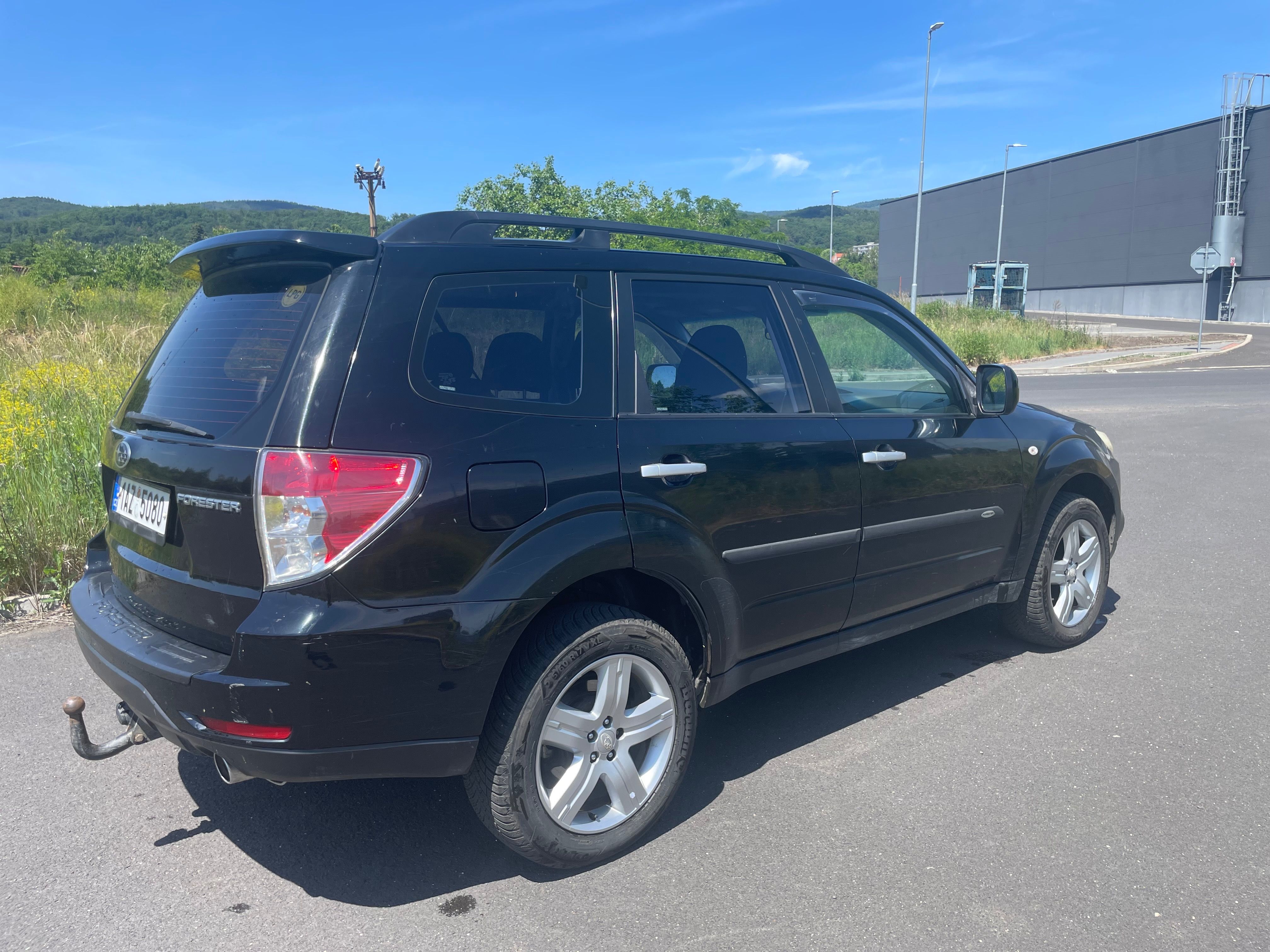 Subaru Forester, 2,5 AWD LPG - fotka 4