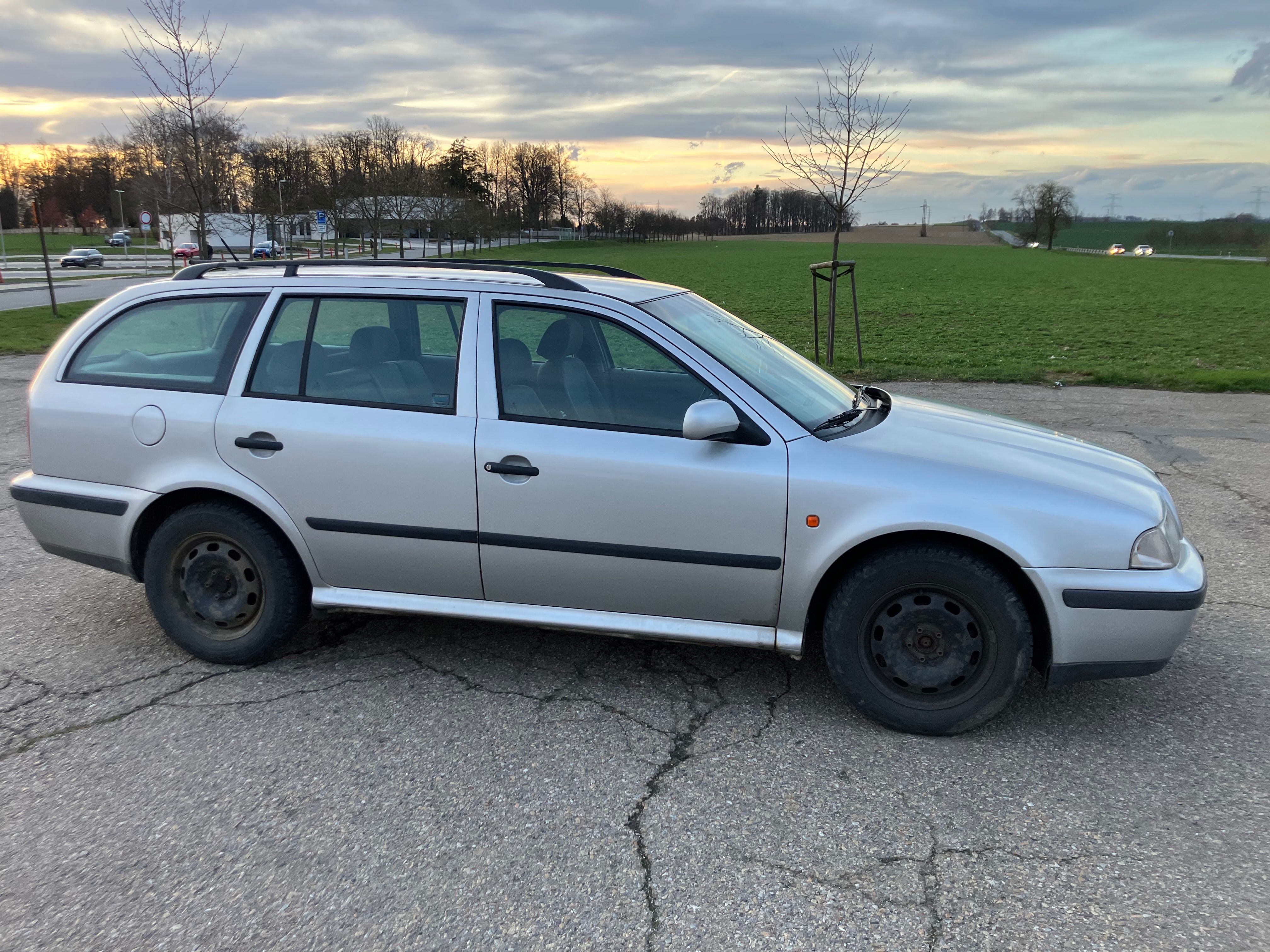 Škoda Octavia, Combi, tažné zařízení - fotka 3
