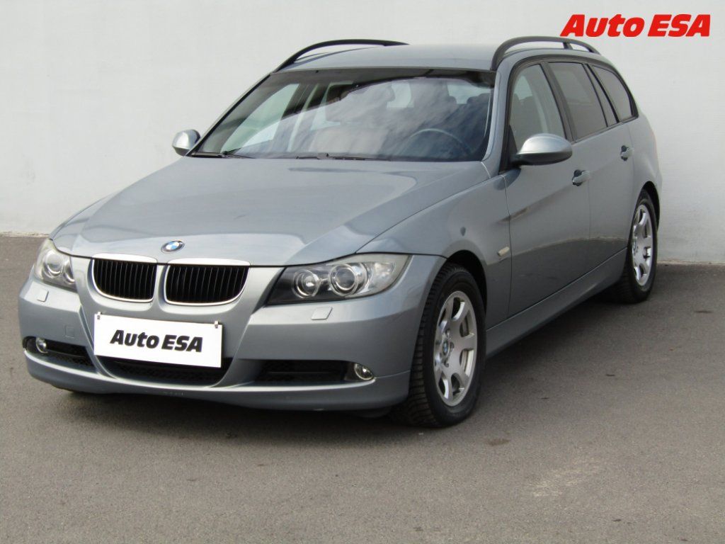 BMW Řada 3, 2.0i,xenon,autoAC - fotka 3