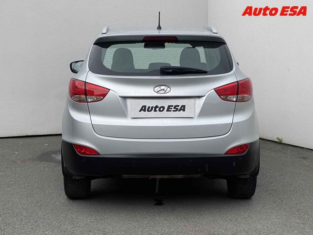 Hyundai ix35, 1.6 GDi,Výhřev sed - fotka 5