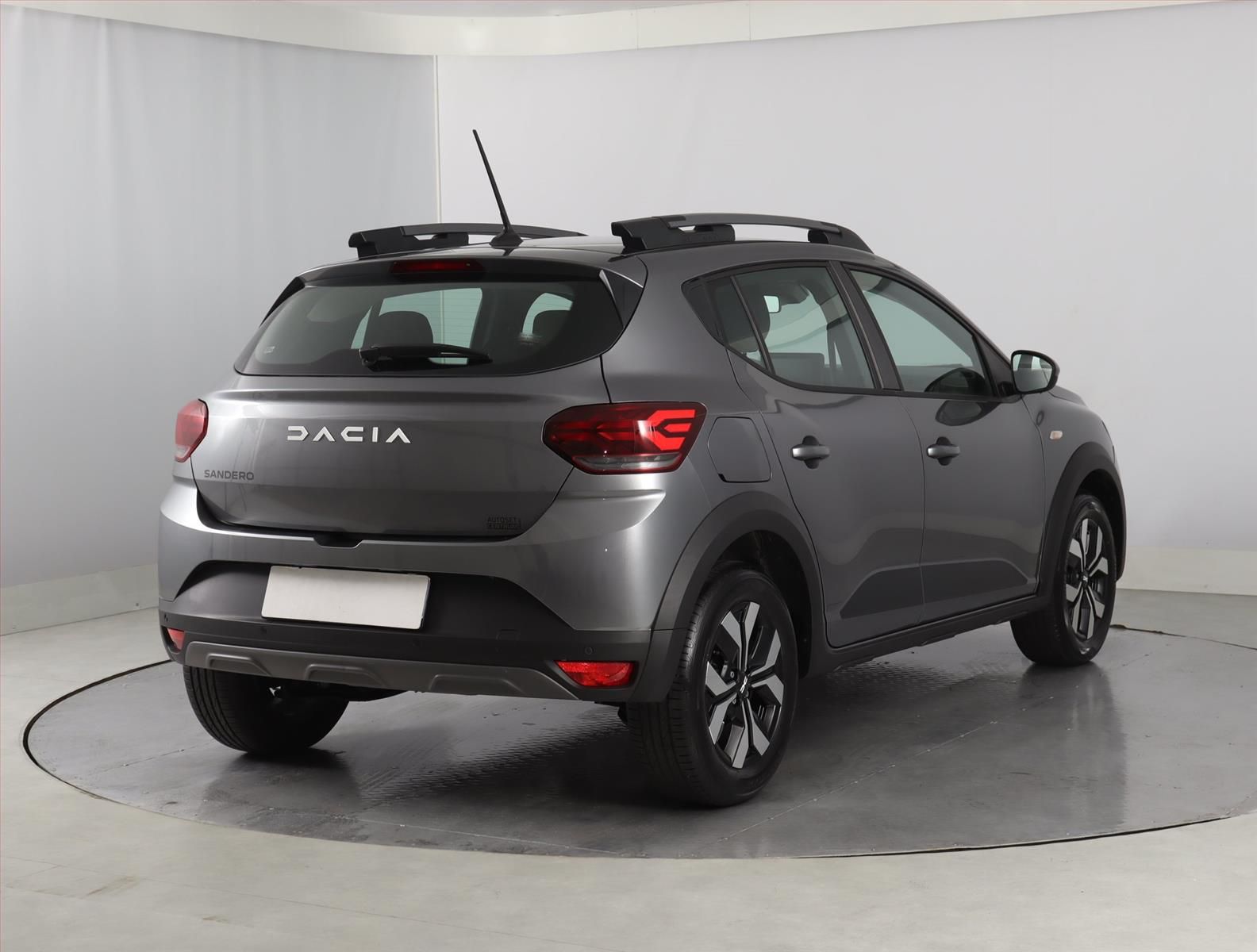 Dacia Sandero, 1.0 TCe, Stepway Expression - fotka 5