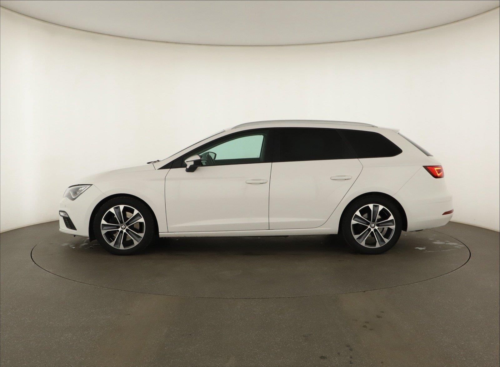 Seat Leon, 1.8 TSI, Automat, Serv.kniha - fotka 3