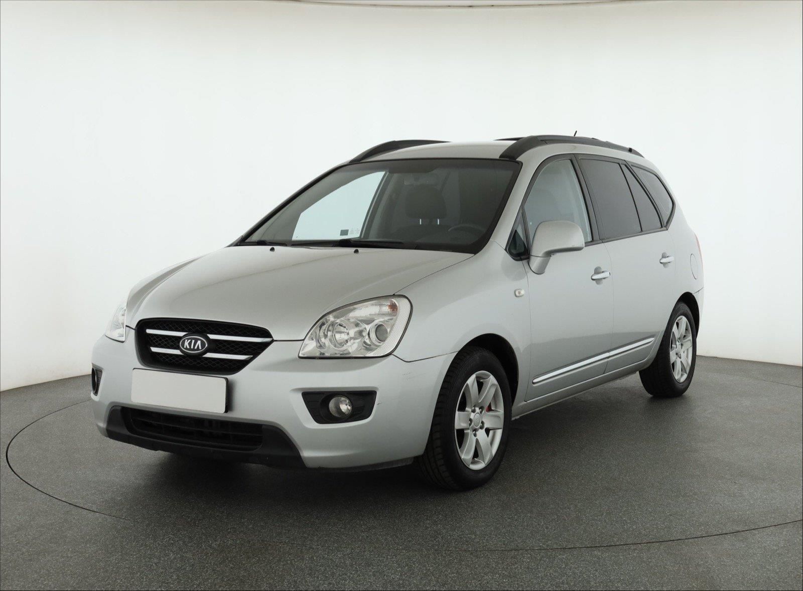 Kia Carens, 2.0 CRDi, Tažné - fotka 2