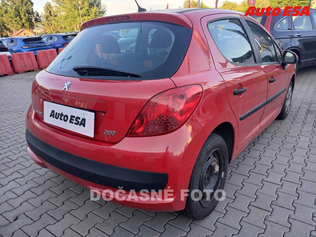Peugeot 207, 1.4i - fotka 2