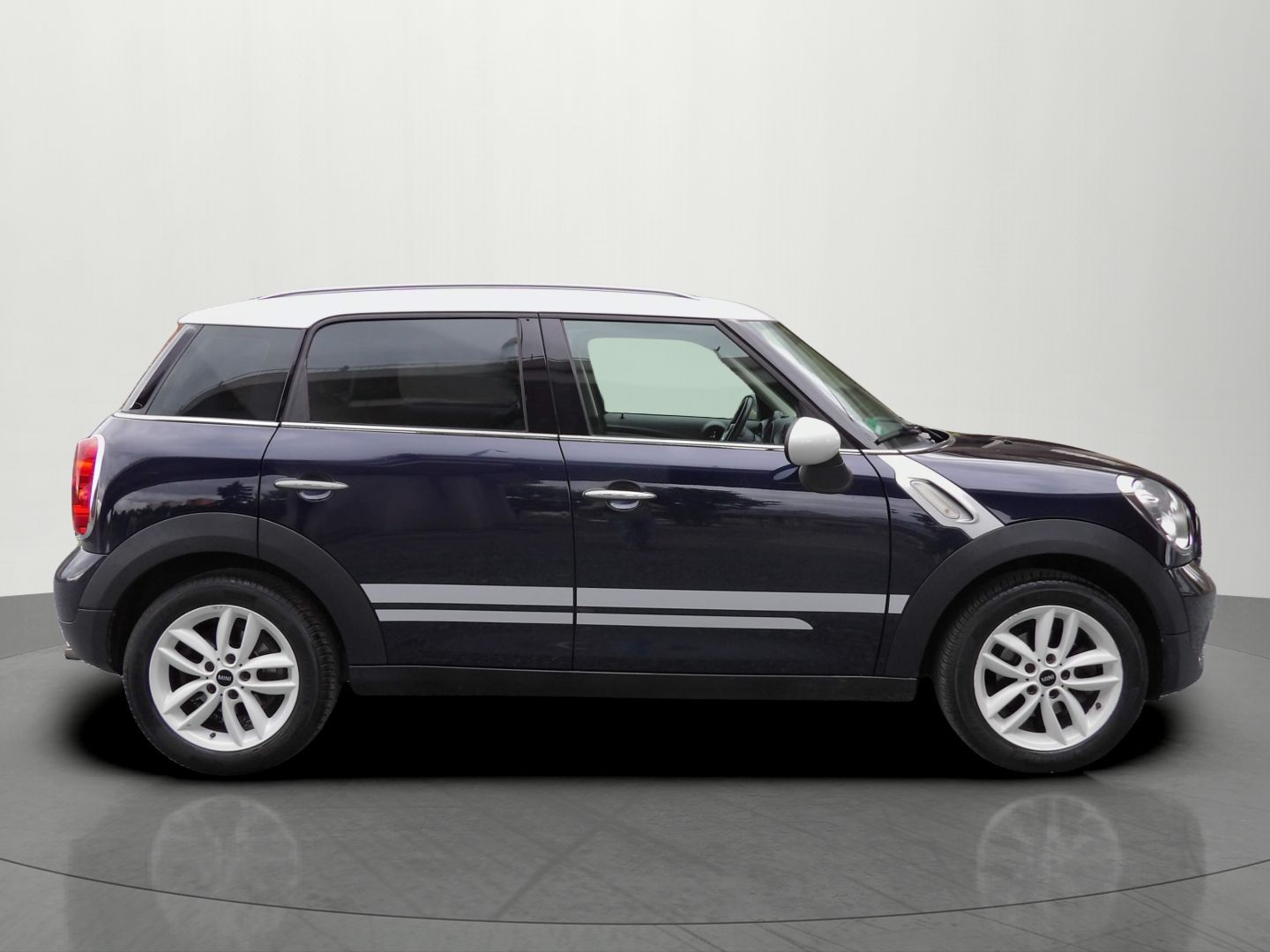 Mini Countryman, 1.6i 90kW 100tis km Serviska - fotka 5