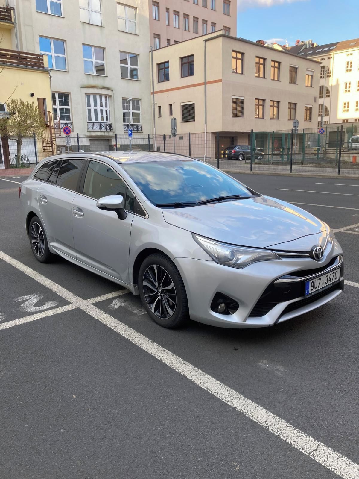 Toyota Avensis, Automat - fotka 5