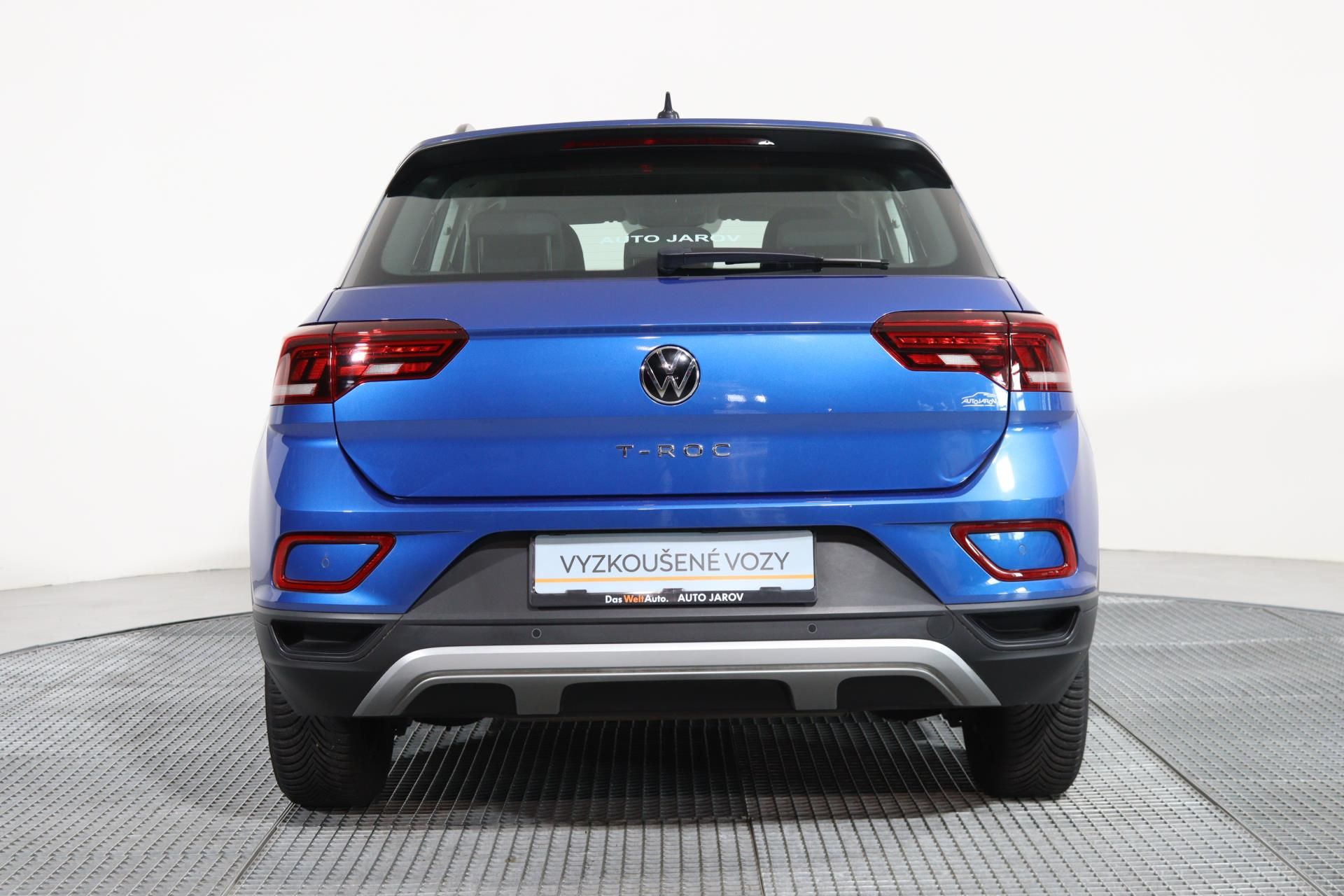 Volkswagen T-Roc, LIFE 1,0 TSI 81KW /LED, ACC - fotka 6