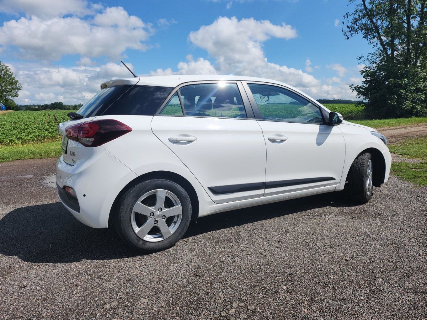 Hyundai i20, 1.3 benzín - fotka 4