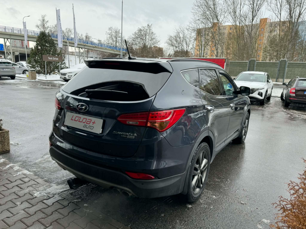 Hyundai Santa Fe, Premium 2.2 CRDI 145 kW - fotka 5