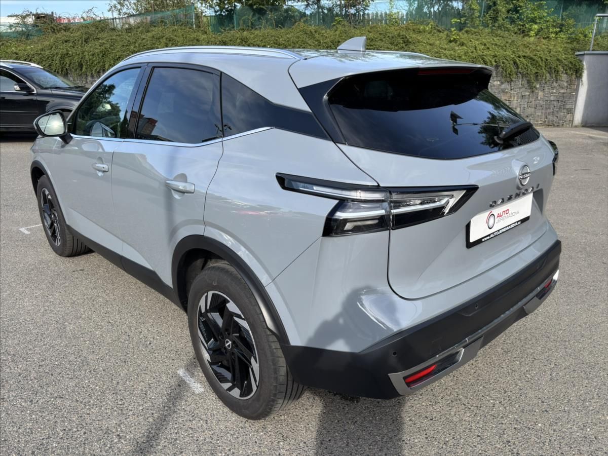 Nissan Qashqai, 1,3 MHEV AT N-Connecta 1.ČR - fotka 3