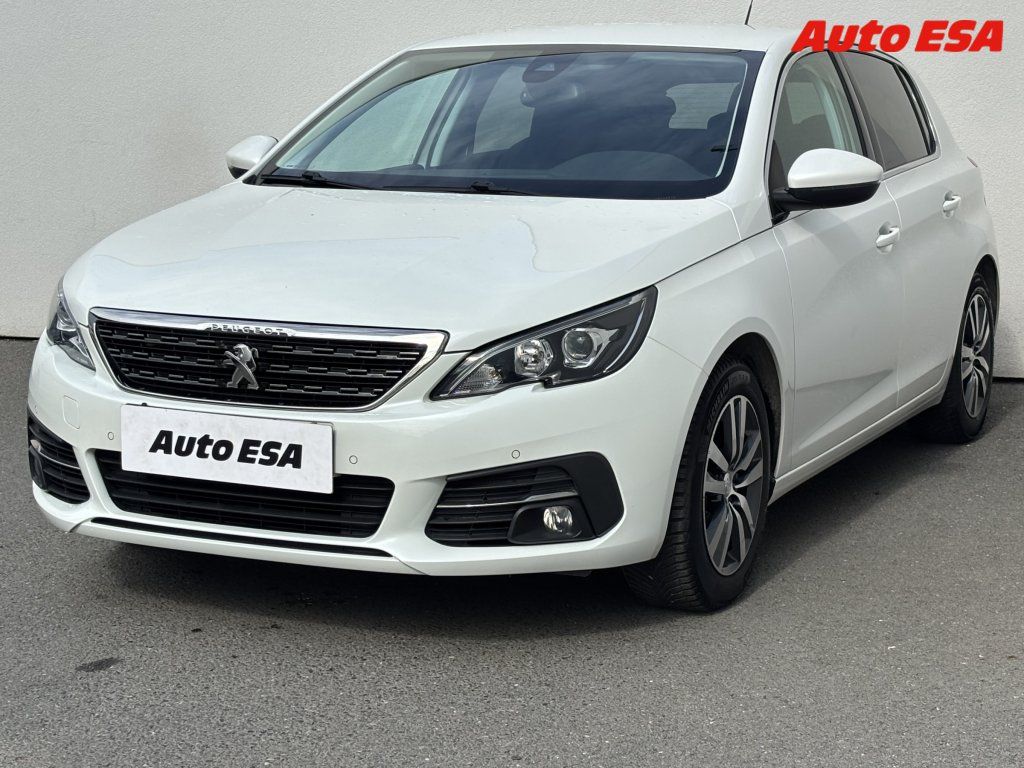Peugeot 308, 1.2 PT,Allure,navi,kamera - fotka 3