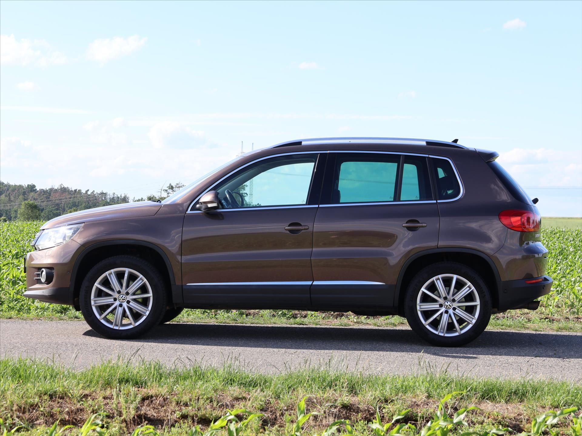 Volkswagen Tiguan, 2,0 TSI DSG 4x4 Sport&Style - fotka 4