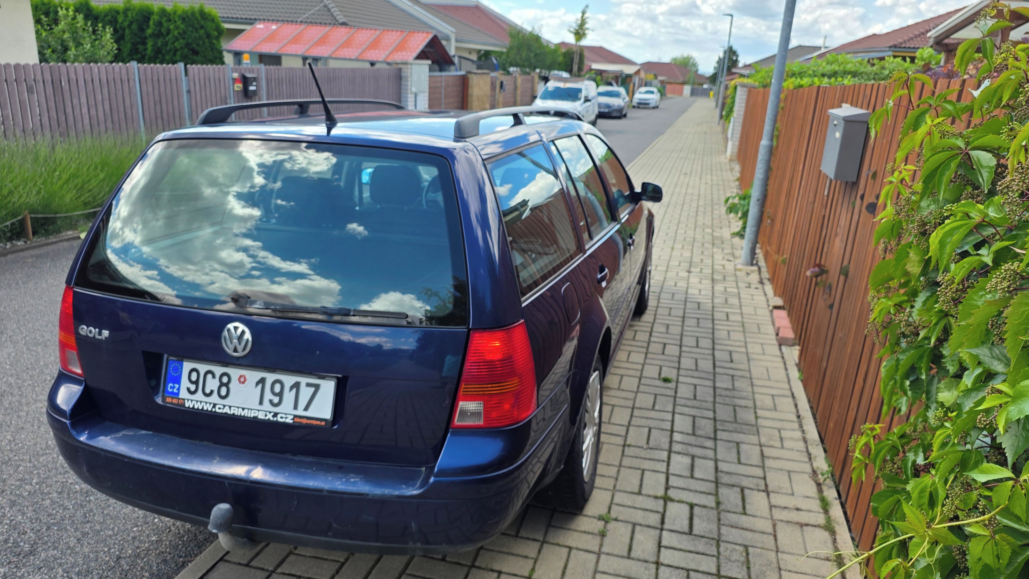 Volkswagen Golf Variant, 1.6 MPI 77kW - fotka 6